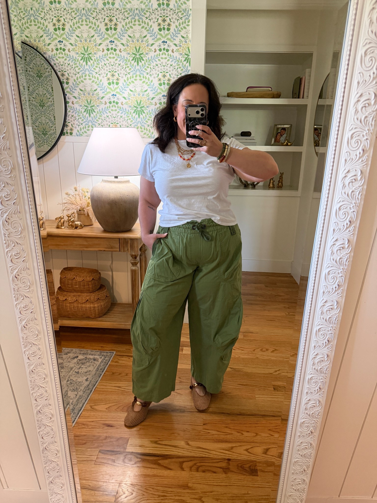 Ootd as a midsize mom of 2! Perfect for an elevated comfy look 🙌🤌🏼

#LTKMidsize #LTKootd #LTKmomlife