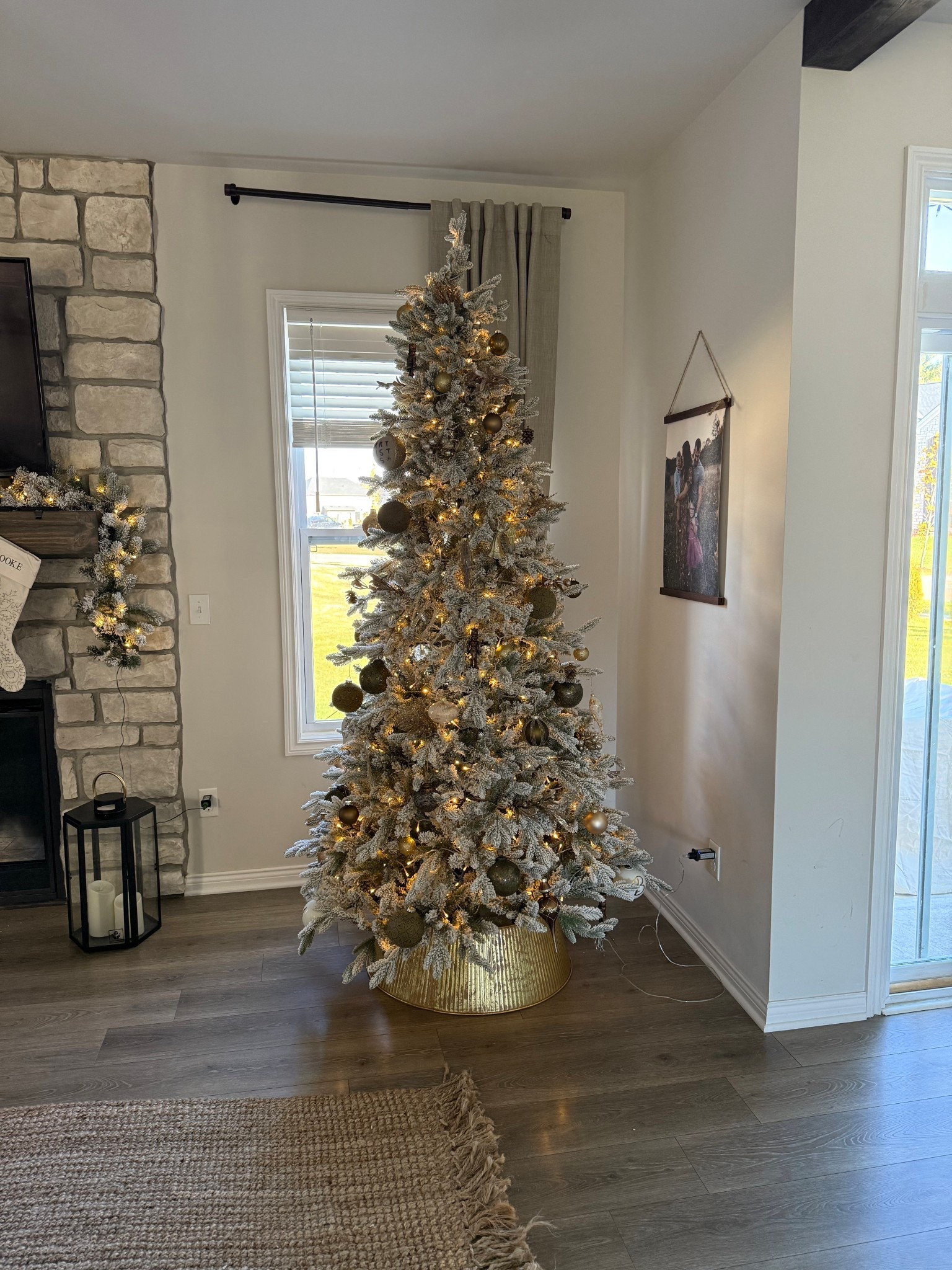 I absolutely love our Christmas tree - I waited a while to invest in a good tree and this #kingofchristmas one is so good. This is the Queen flocked slim and im sharing all the details of whats on our tree! 

#LTKSeasonal #LTKFamily #LTKHoliday