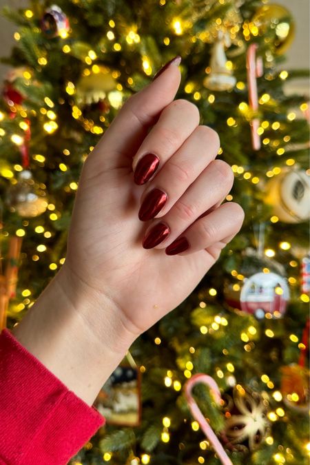 Red chrome nails for Christmas 💅🏻 They remind of red shiny ornaments ~ the perfect christmas nail inspo 🫶🏼✨ #redchrome #christmasnails #rednails #gelnails #hardgel

#LTKSeasonal #LTKHoliday #LTKbeauty
