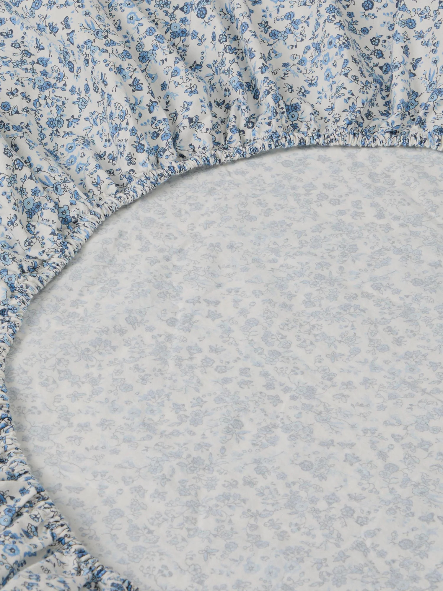 Blue Mini Meadow Cotton Fitted Sheet | Piglet