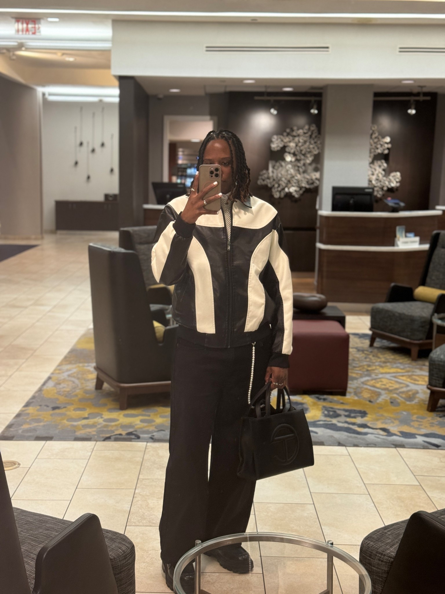 Date Night Outfit 

#LTKootd #LTKgrwm #LTKdayinmylife