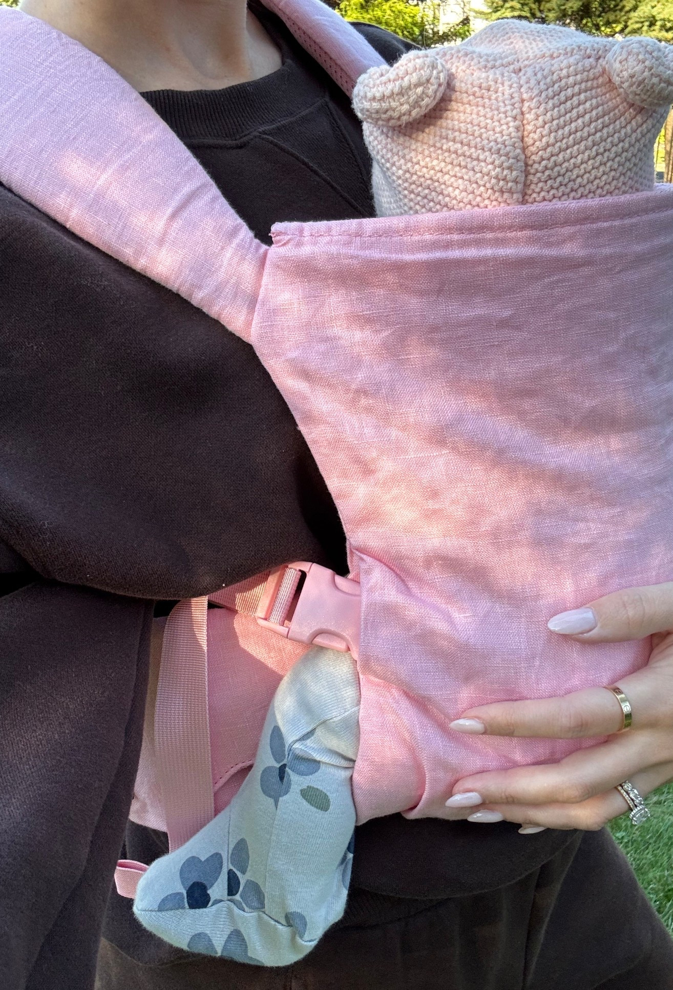 Baby carrier, wildbird carrier, baby pink carrier, carters onesie, carters sleep n play, aerie sweat set

#LTKBaby #LTKStyleTip #LTKSeasonal