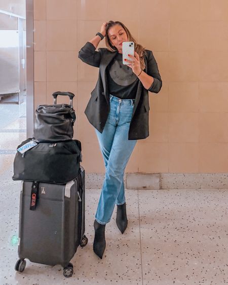 Travel style. Airport style. Airport outfit. Travel outfit. 

#travel outfit #travel style #airport outfit #airport look

#LTKmidsize #LTKtravel #LTKover40
