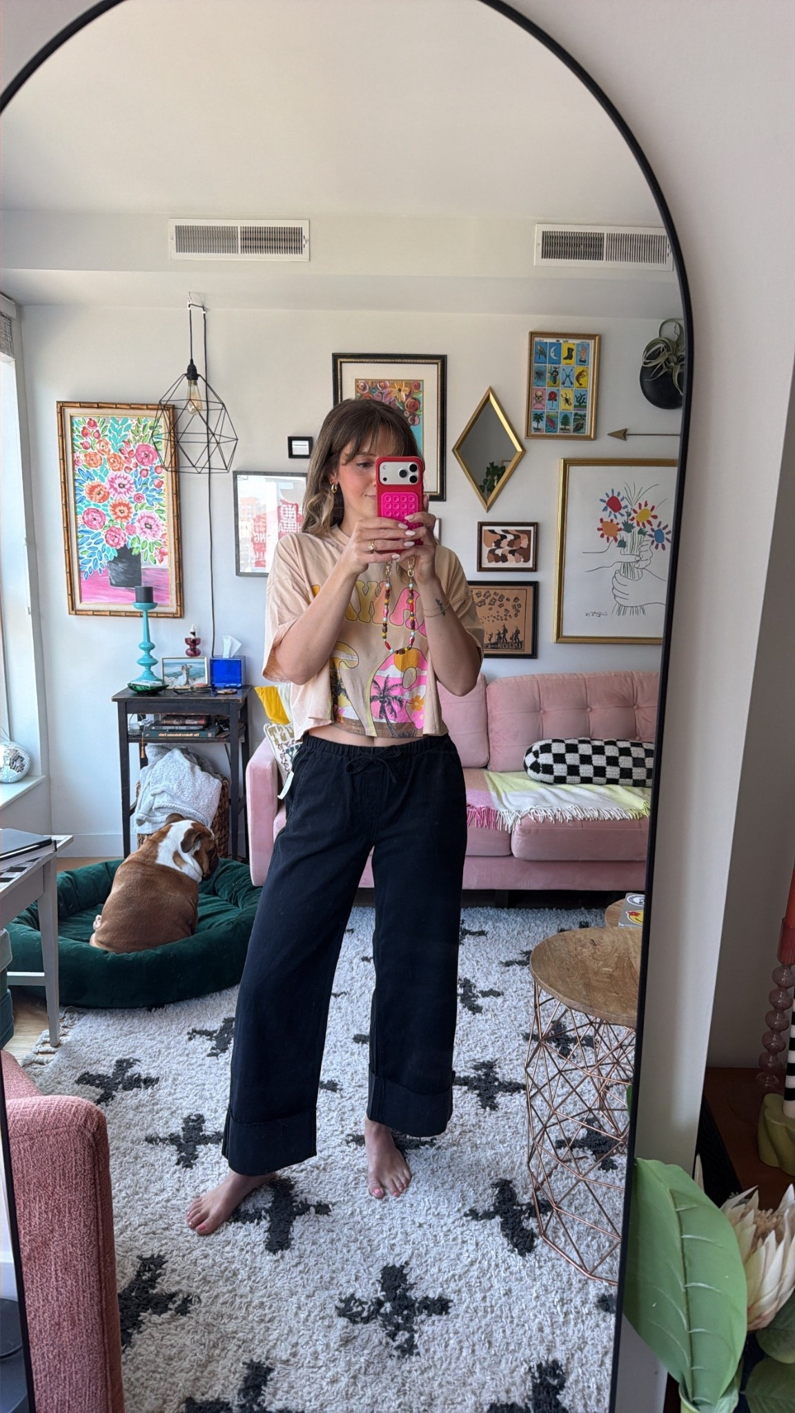 Got in these cute new jeans ! Wearing size small regular. Come in lots of colors and washes !