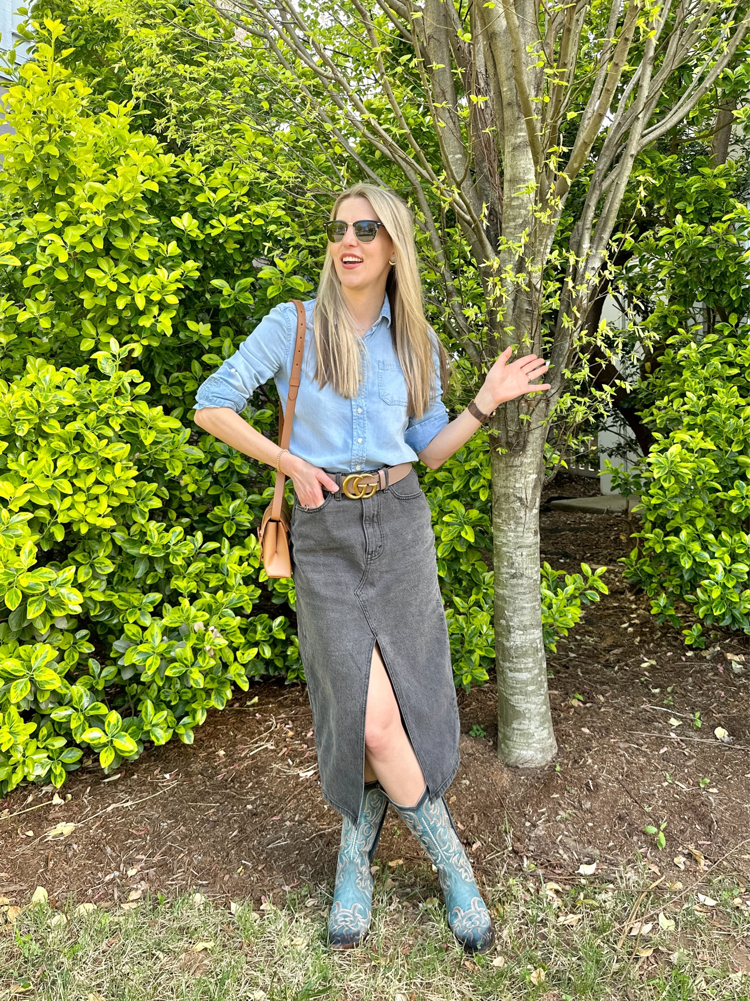 This skirt is currently 20% off until 9/29! Copy the code and don’t forget to use it at checkout! 

#LTKFallSale #LTKSeasonal #LTKFindsUnder100