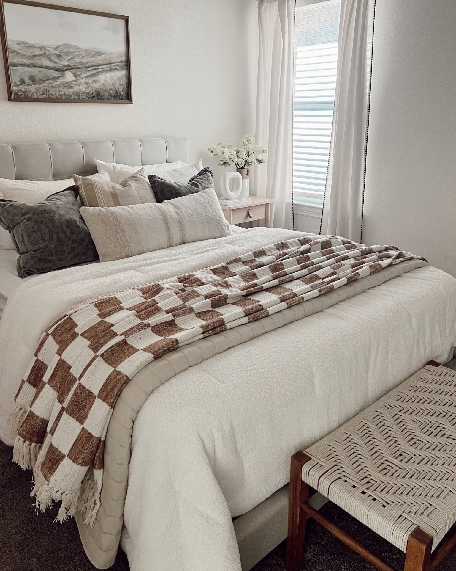 Guest Bedroom Idea

with all Target bedding!! Gave this bedroom a refresh for my mother-in-law who will be visiting tomorrow and I’m so pleased with how it all came together! And with such affordable finds I am loving so so much!

details here:
+ chenille comforter set: comes as a 3 piece set with the comforter and two pillow shams. Queen and King sizes available and in 3 different colors!
+ checkered throw: the prettiest brown and white combo with fringe detail 
+ pillows: all older Target finds but linked some very similar ones I found and love
+ beige quilt: also Target and in-stock!

everything here will be linked in my bio! What do you think of how it came together? 


#guestroom #bedroom #guestbedroom #neutralbedroom #cozybed #layeredbed #falldecor #masterbedroom #primarybedroom #bedroomstyling 

#LTKhome #LTKGiftGuide #LTKSeasonal