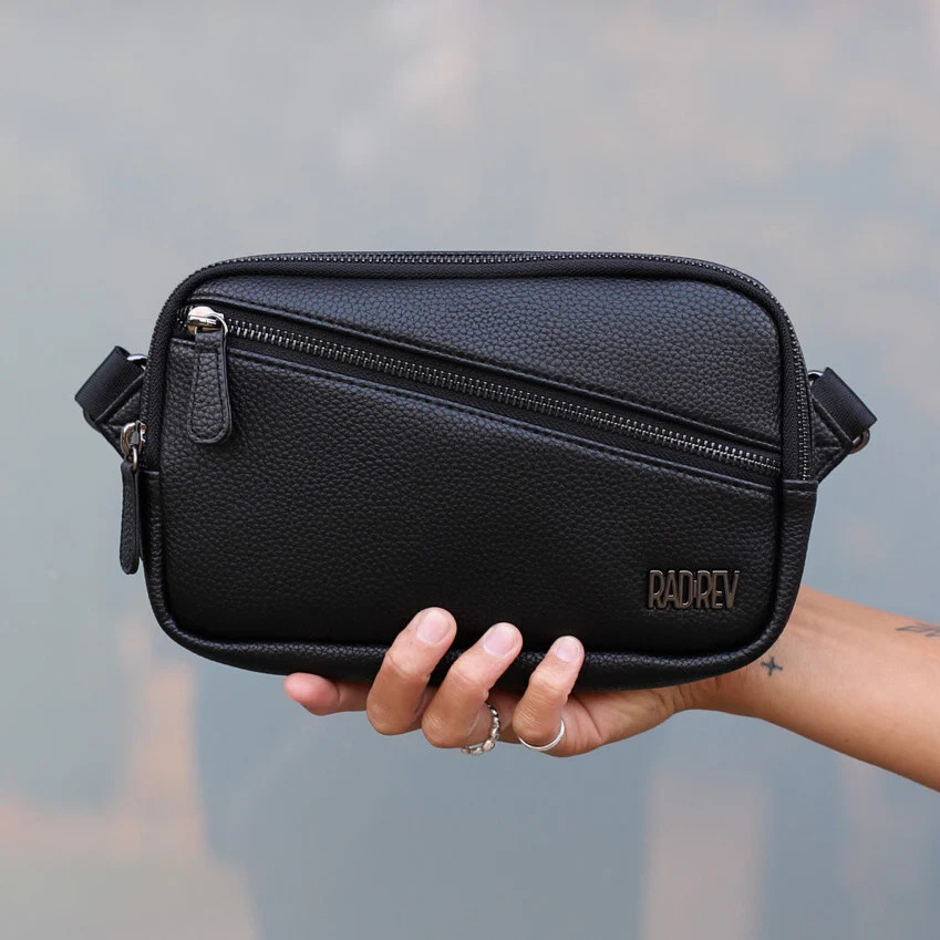 the 1 Sling Wallet in Pebble Black | Rad Revolution