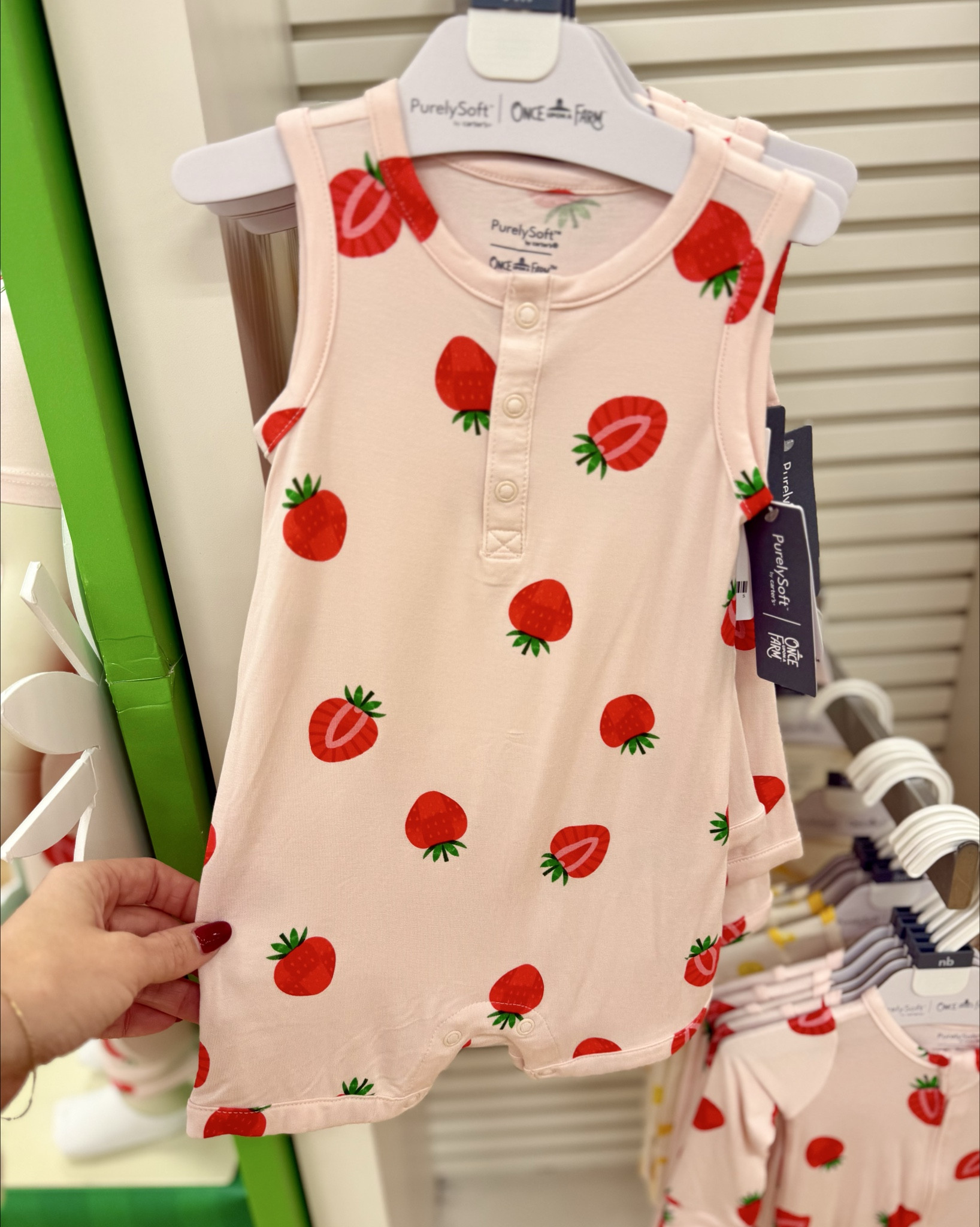 NEW Carter’s x Once upon a Farm 😍 avocado, banana and strawberry prints in baby/ toddler sizes in super, silky soft rompers and pajamas. 🍓🥑🍌
-
#babyclothing #babyoutfits #babystyle #toddlerfashion #toddlerstyle #toddlerstyle #momoftoddlers 

#LTKKids #LTKootd #LTKBaby