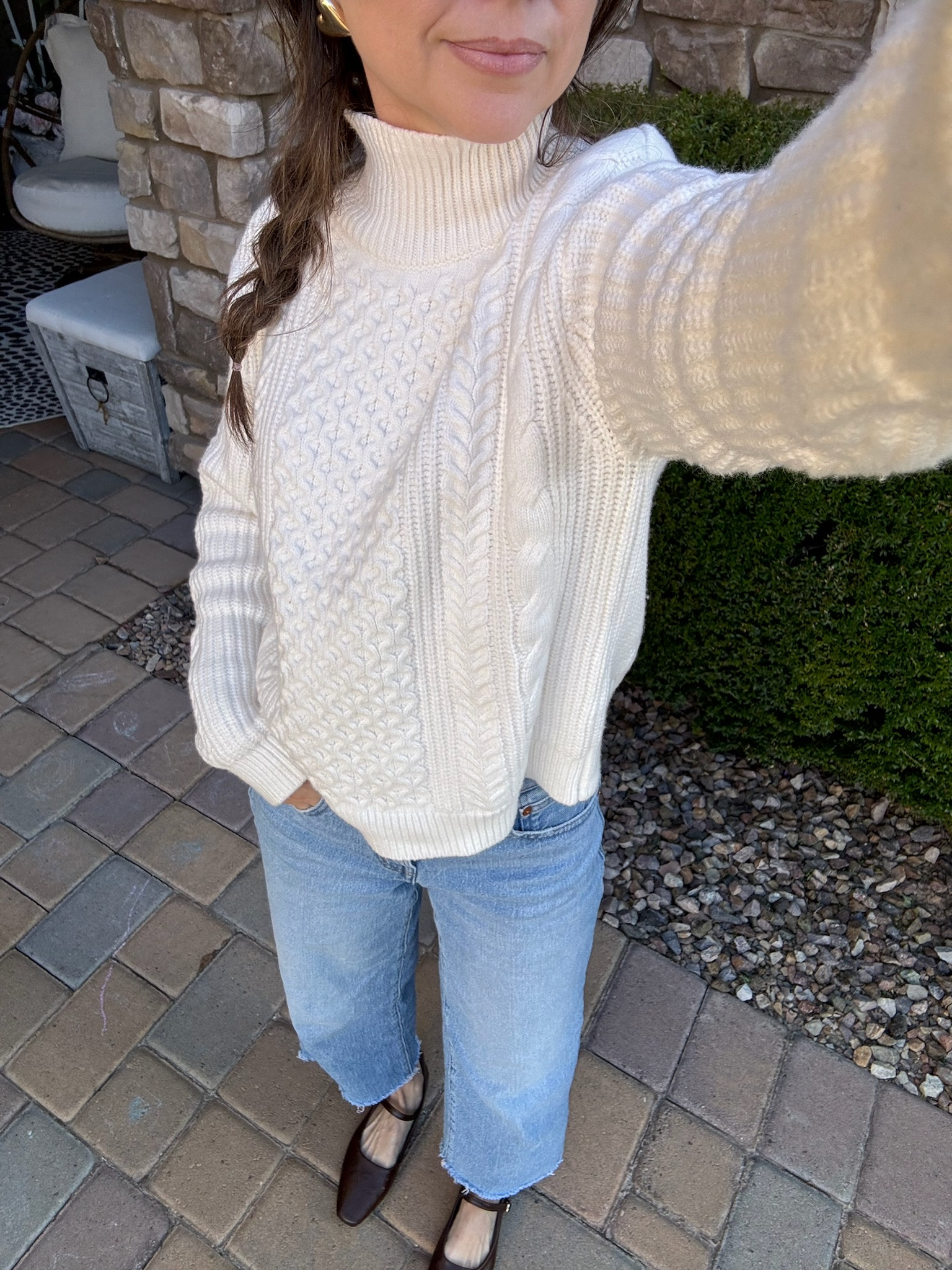 The perfect winter staple item! 


Mom style, everyday outfit inspo, casual outfit inspo, winter sweaters

#LTKStyleTip #LTKSeasonal