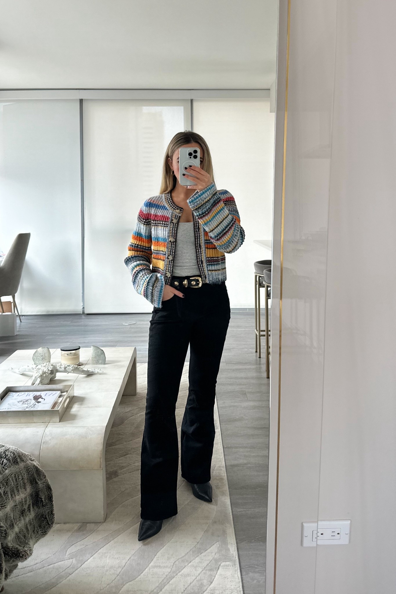 Chicago: Daily Outfit 



ootd style fashion, women’s winter outfit, women’s fashion, winter outfit, Anthropologie, fall outfit, Abercrombie jeans, boot cut jeans, black denim black jeans outfit, Madewell belt 

#LTKgrwm #LTKSeasonal #LTKootd