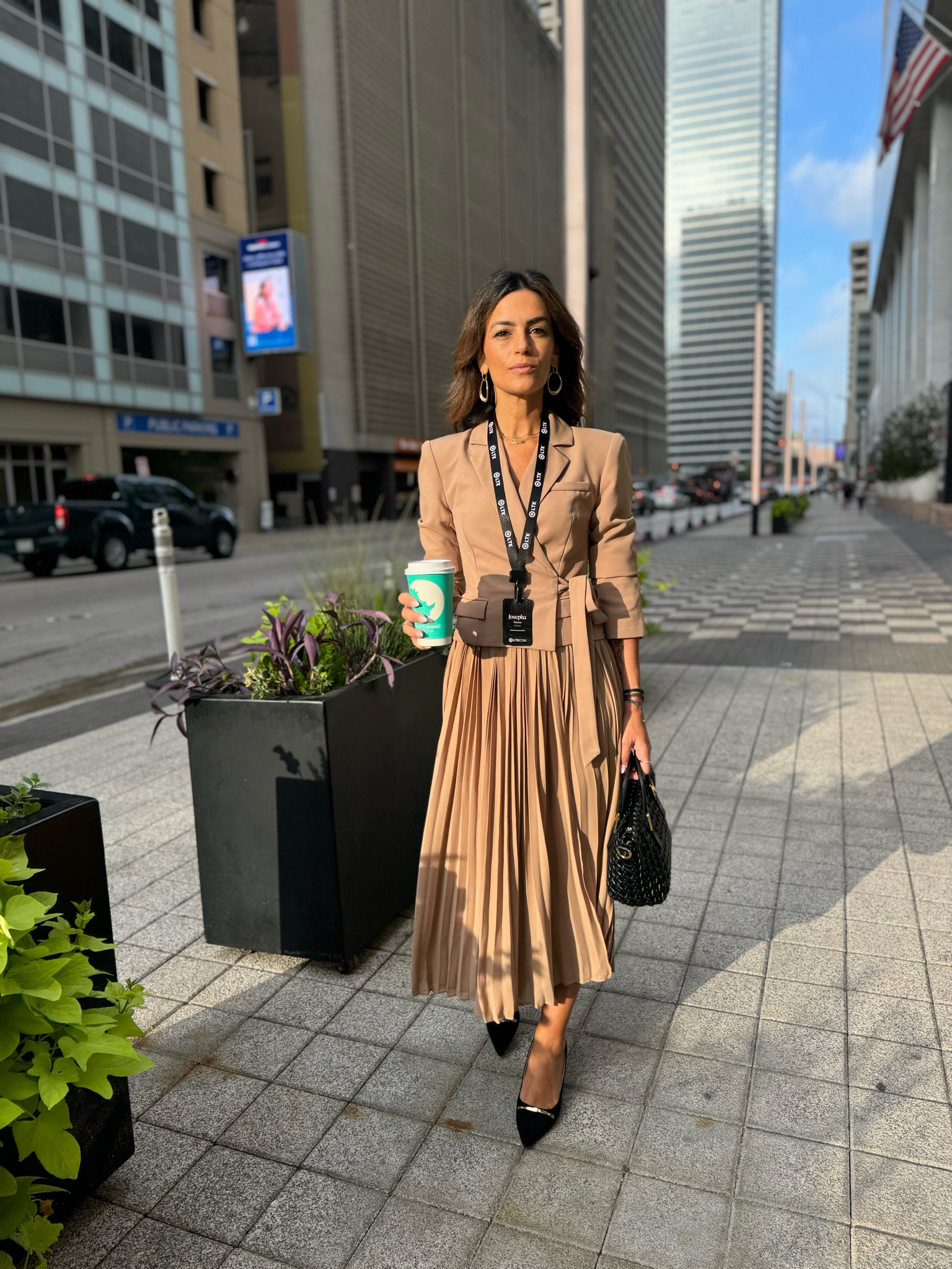 👩🏻‍💻Conference Day 

#LTKCon #LTKWorkwear #LTKTravel