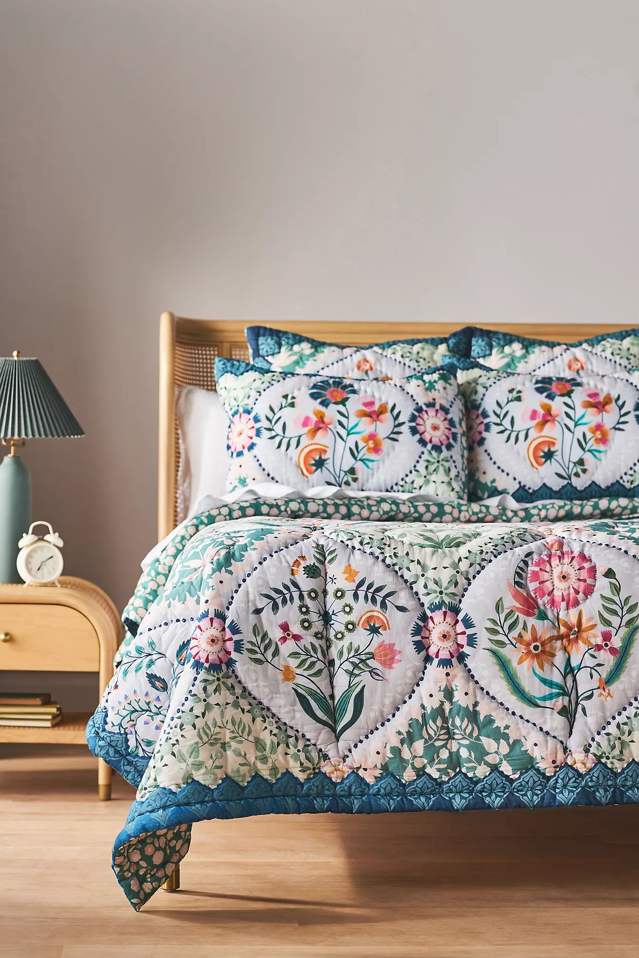 Theodora Posy Handcrafted Quilt | Anthropologie (US)