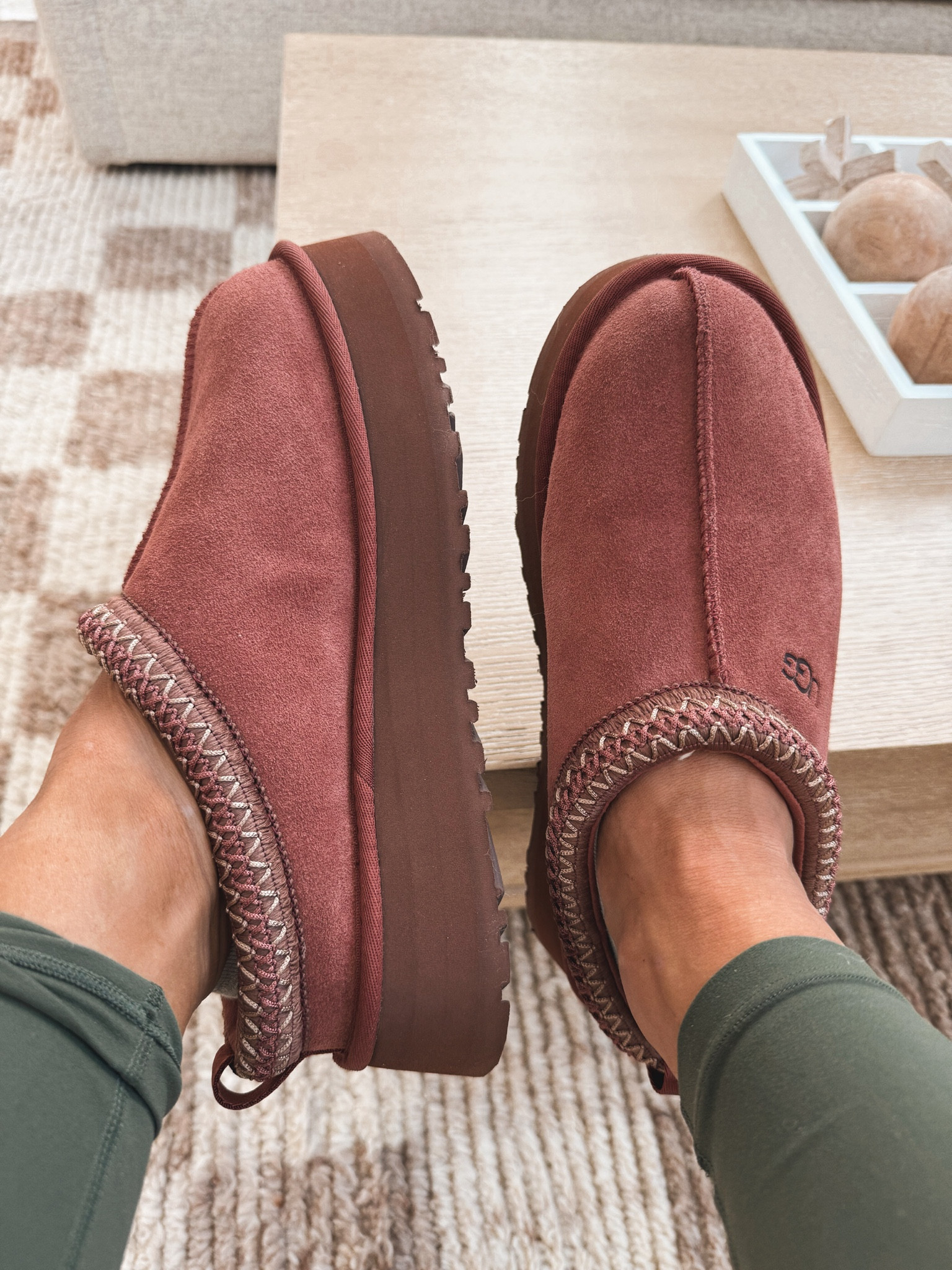 Can confirm — DARLING color & perfect for Fall! ♥️🍂 I always size up one in Uggs! Several other colors available! 

Fall shoes / comfy / slippers / for her / Holley Gabrielle 

#LTKShoeCrush #LTKSeasonal #LTKStyleTip