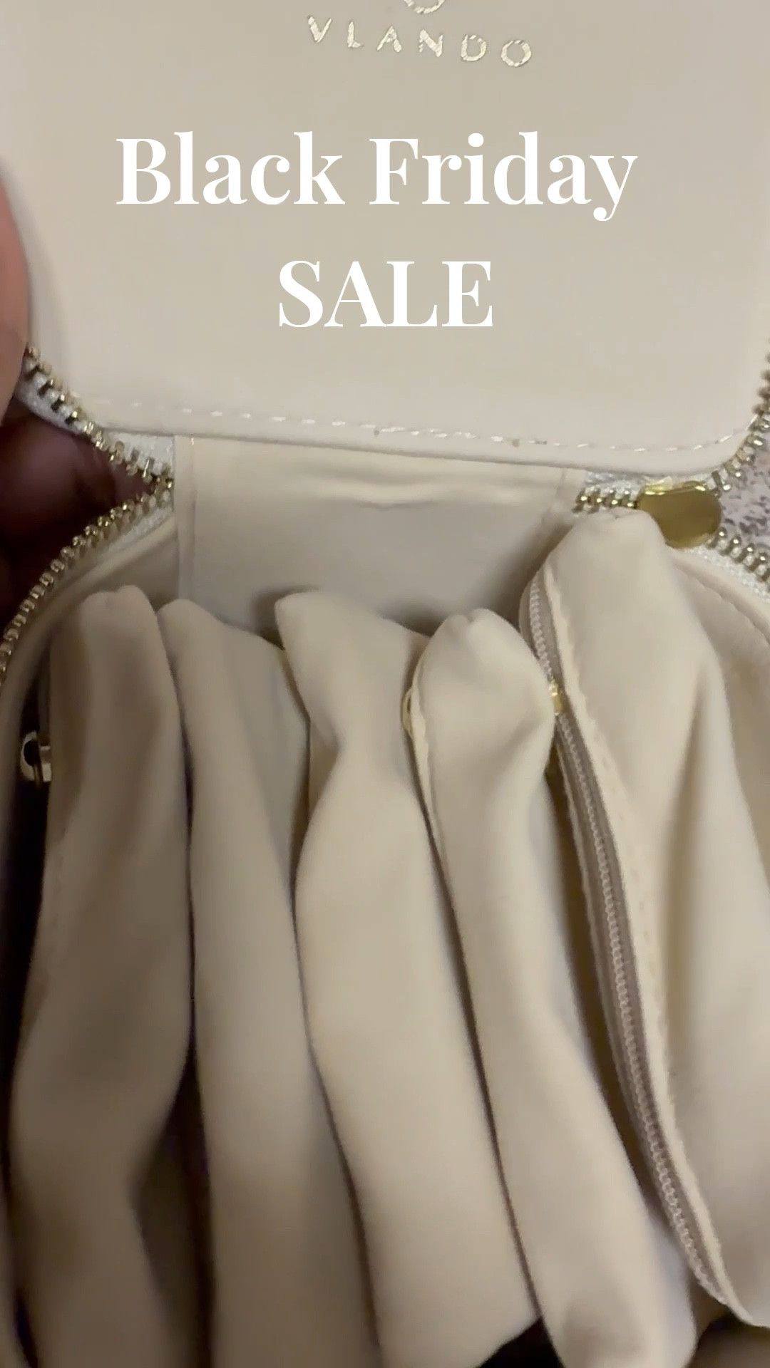 SecretsofYve: Gift Guide: gorgeous jewelry case on Black Friday sale for $12.63 🎁 
#Secretsofyve #ltkgiftguide
Always humbled & thankful to have you here.. New posts daily at 3pm & 4:15pm EST. 
CEO: PATESI Global & PATESIfoundation.org
@secretsofyve : where beautiful meets practical, comfy meets style, affordable meets glam with a splash of splurge every now and then. I do LOVE a good sale and combining codes! #ltkstyletip #ltksalealert #ltkfamily #ltku #ltkkids #ltkfindsunder100 #ltkfindsunder50 #ltkplussize #ltkmidsize #ltkover40 #ltkstorytime #ltkpetite #ltkvlog #ltktravel #ltkparties #ltkbump #ltktall #ltkmens secretsofyve 


#LTKCyberWeek #LTKHome #LTKSeasonal