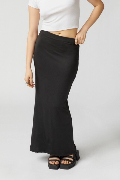 UO Dominique Maxi Skirt | Urban Outfitters (US and RoW)