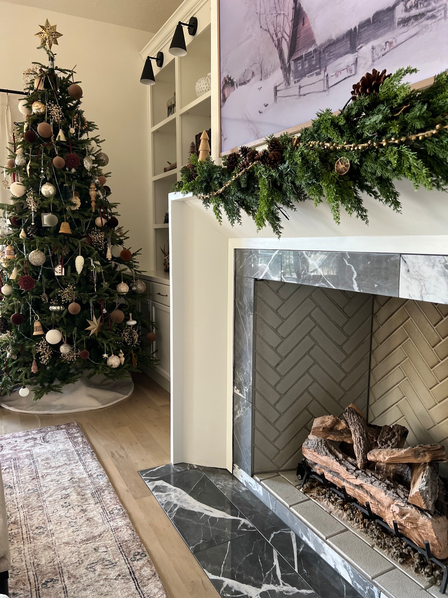 Garland is back!!!!

#LTKFamily #LTKHome #LTKSeasonal