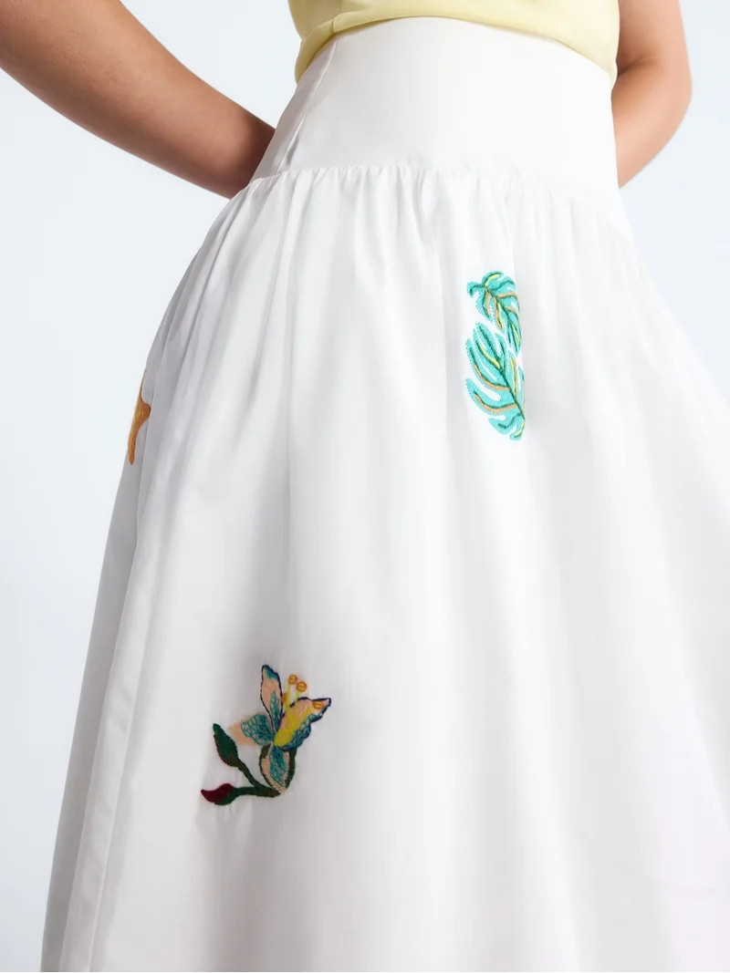 Free Assembly Women's and Women's Plus Embroidered Cotton Maxi Skirt with Drop Waist, Sizes XS-4X | Walmart (US)