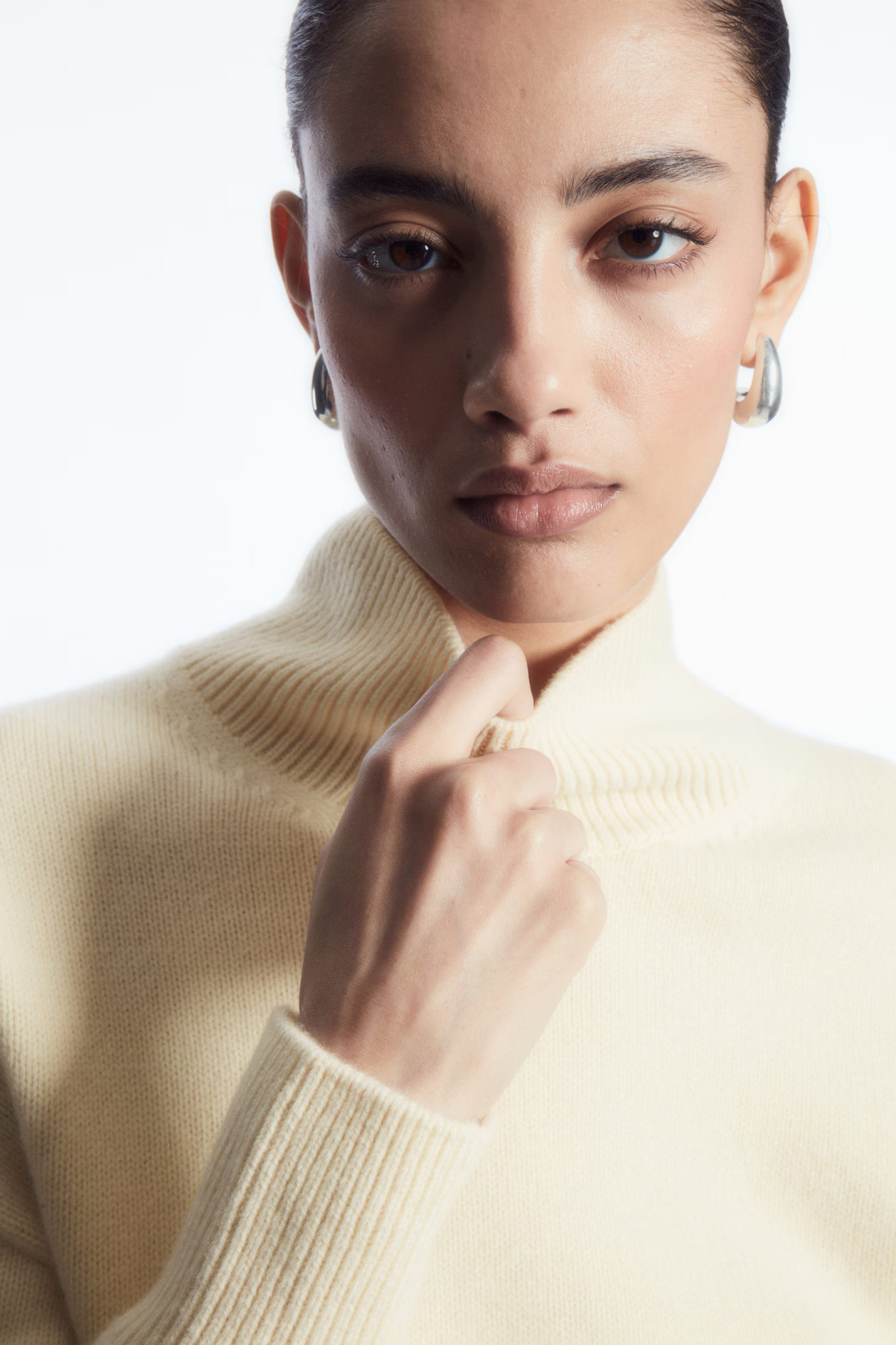 FUNNEL-NECK WAISTED WOOL JUMPER | COS (AU)