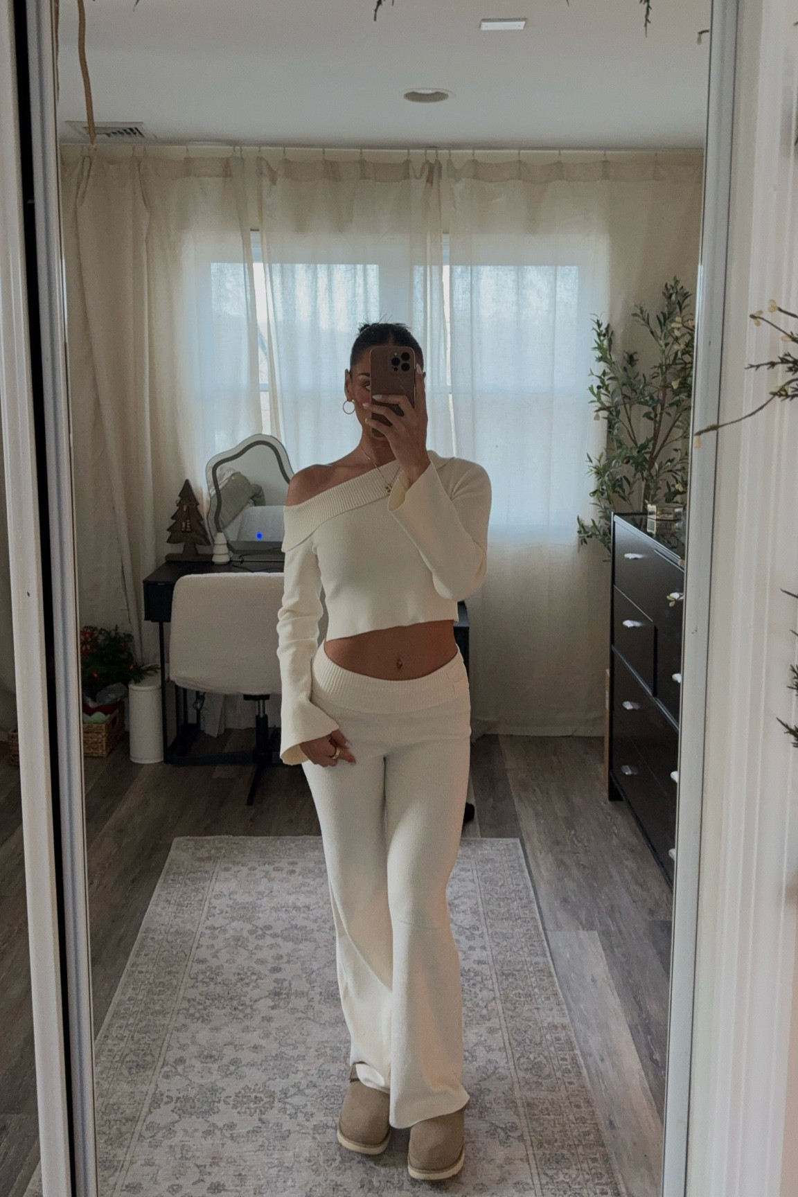 Winter lounge wear set 

#LTKStyleTip