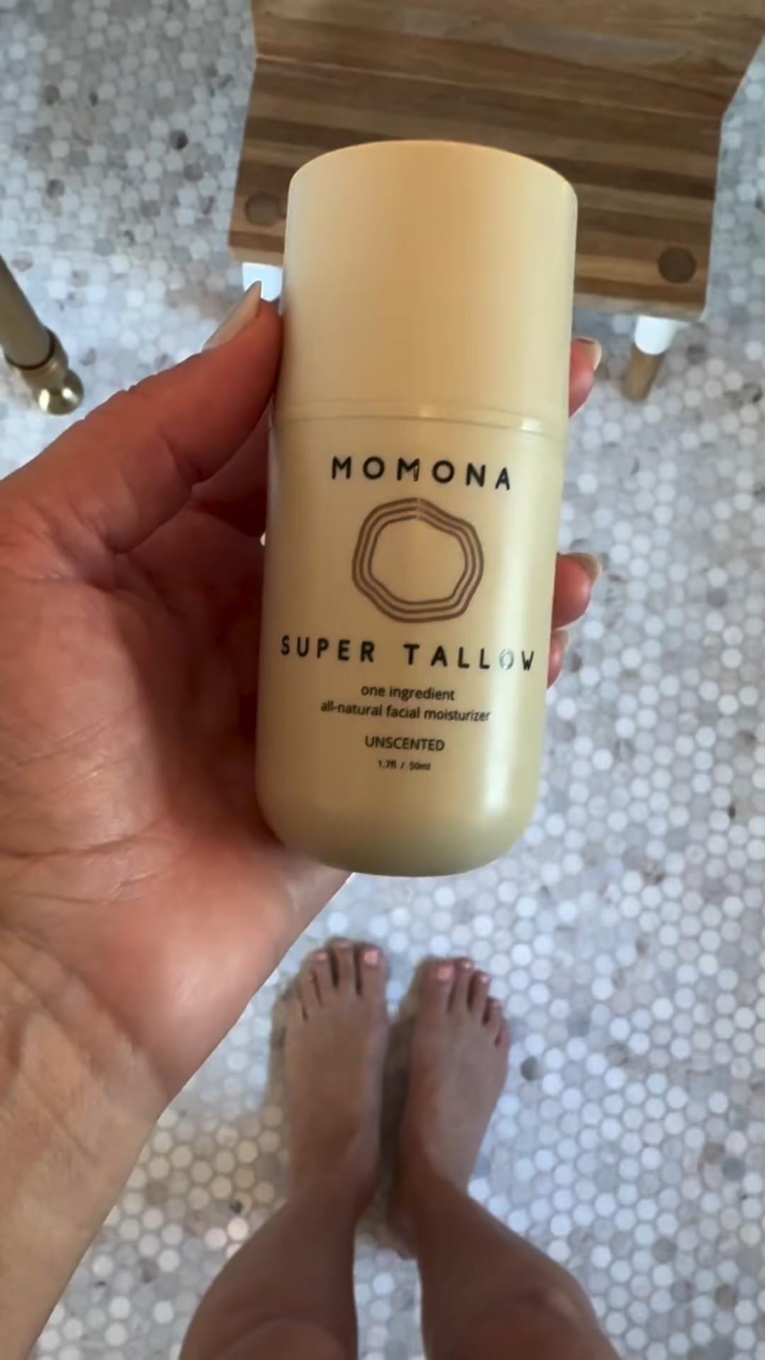 #ad SUPER TALLOW! Hands down the silliest, smoothest and BEST tallow I’ve tried. Easy pump bottle, long lasting effects made with one CLEAN ingredient - BEEF TALLOW! 
Click the link in my bio to find out more about this awesome brand. 

#liketkit #momona #tallow #clean #oneingredient #skincare #health
