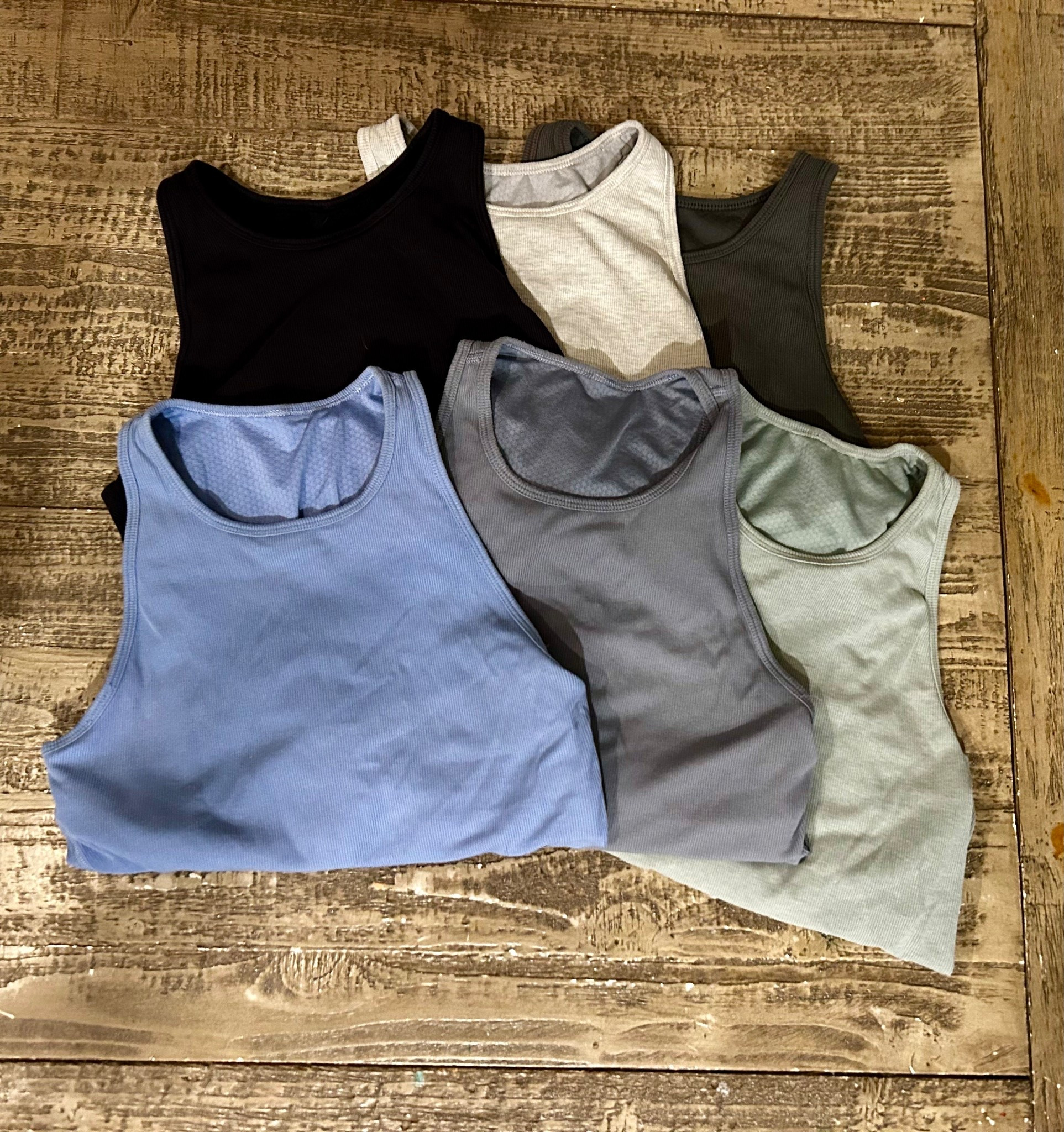 Go to Vuori top for any workout or daily wear. I love all the colors!

#LTKdayinmylife #LTKfitnessgoals #LTKActive