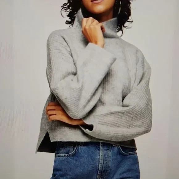 Topshop Crop Funnel Neck Sweater 4-6 | Poshmark