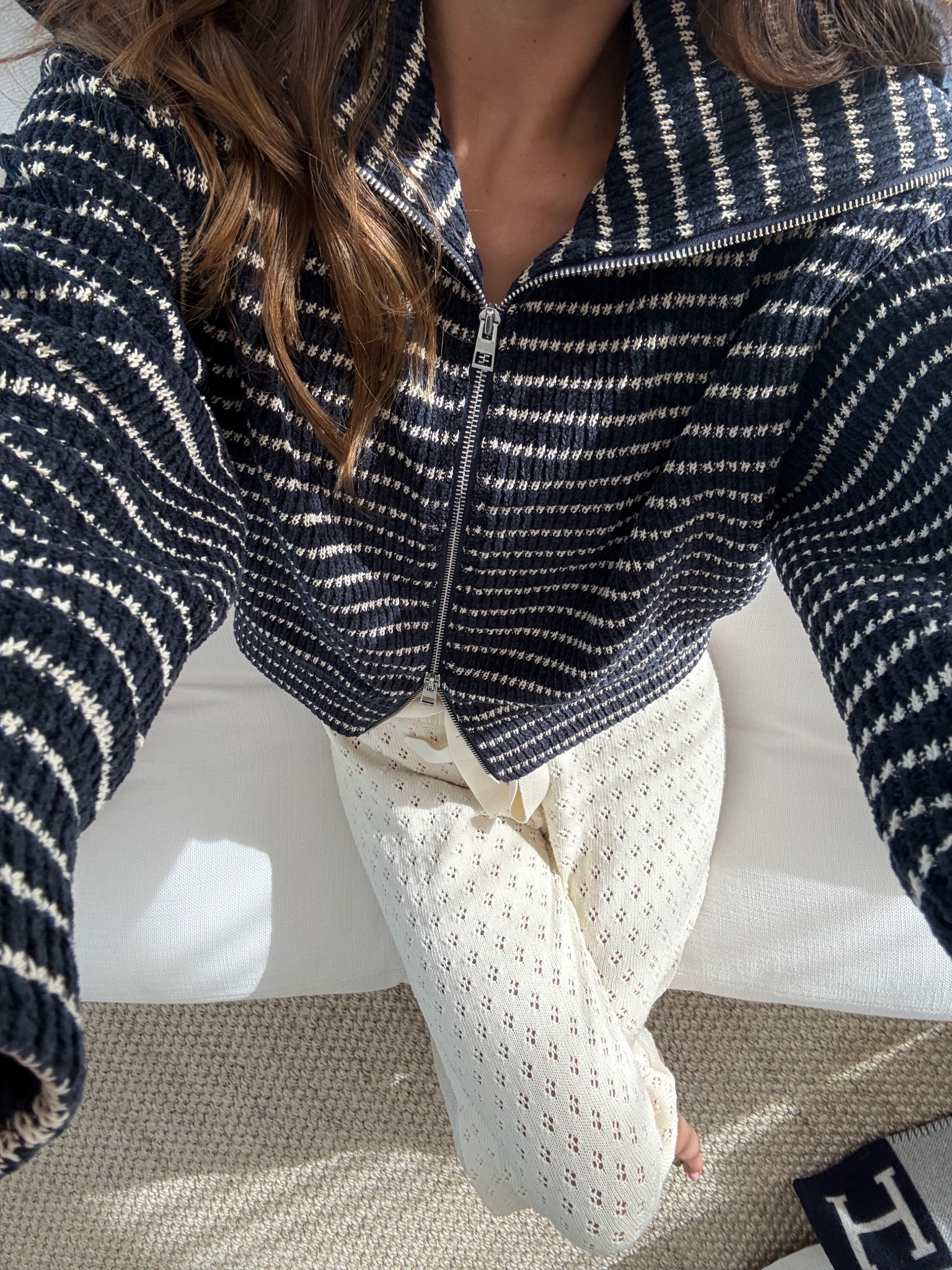 slow morning in Miami 📖 @madewell #madewell #madewellpartner #ad 