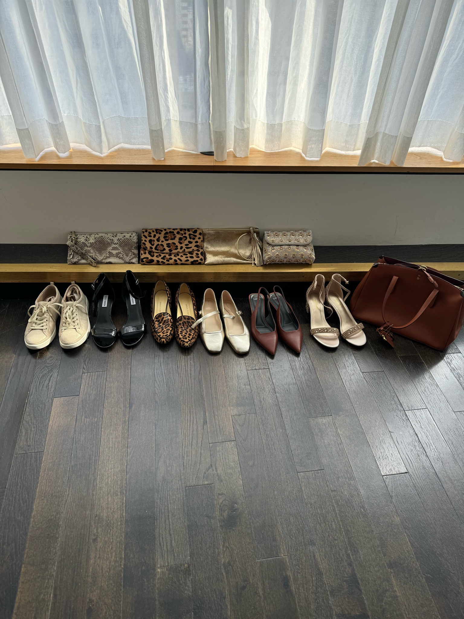 LTKcon The accessories!
The shoes and the bags for all the outfits.

#LTKStyleTip #LTKCon #LTKOver40