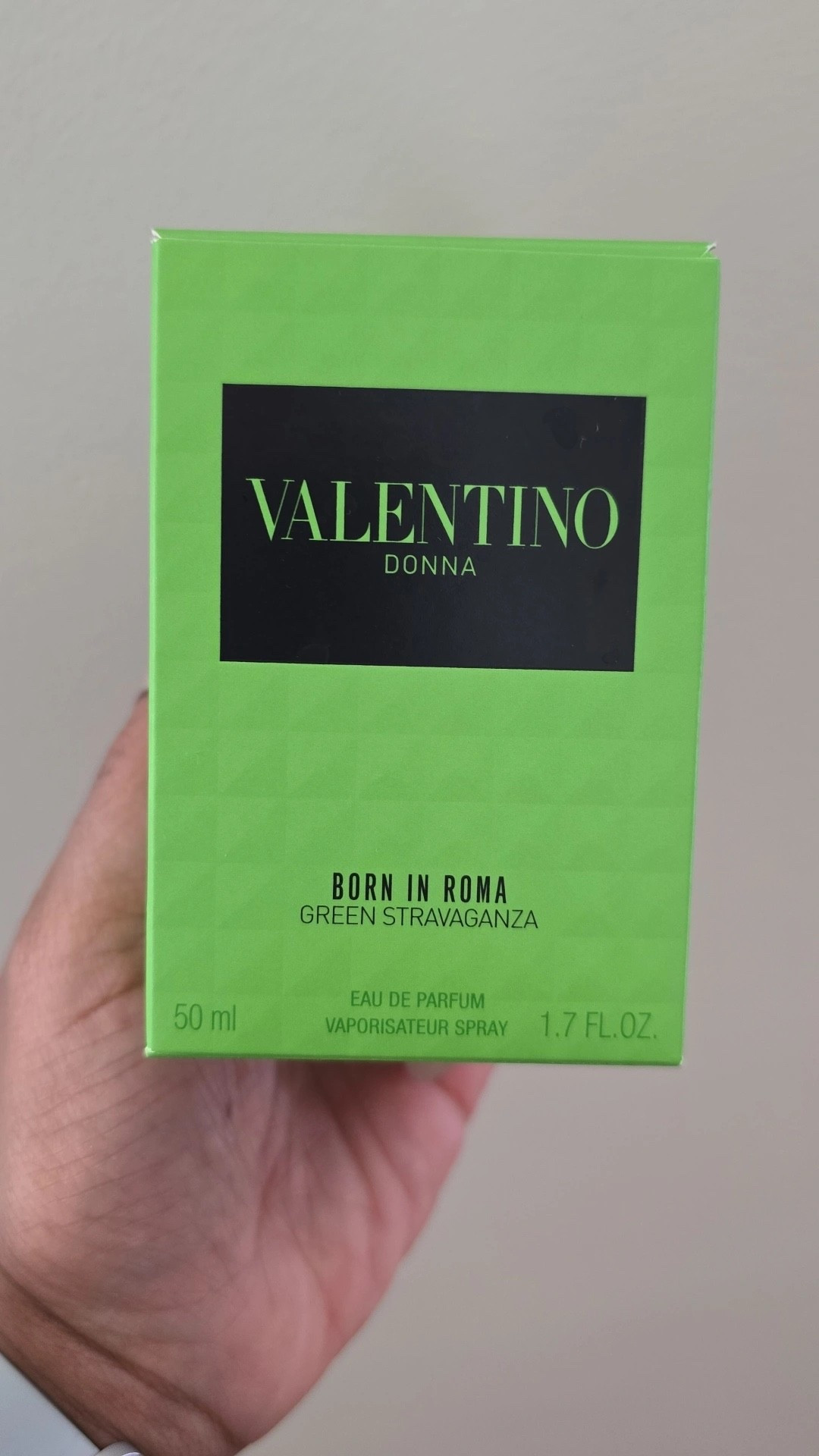 Fresh, clean, and effortlessly chic. 

One of those scents people always ask about.


#LTKBeauty #LTKgrwm #LTKselfcare