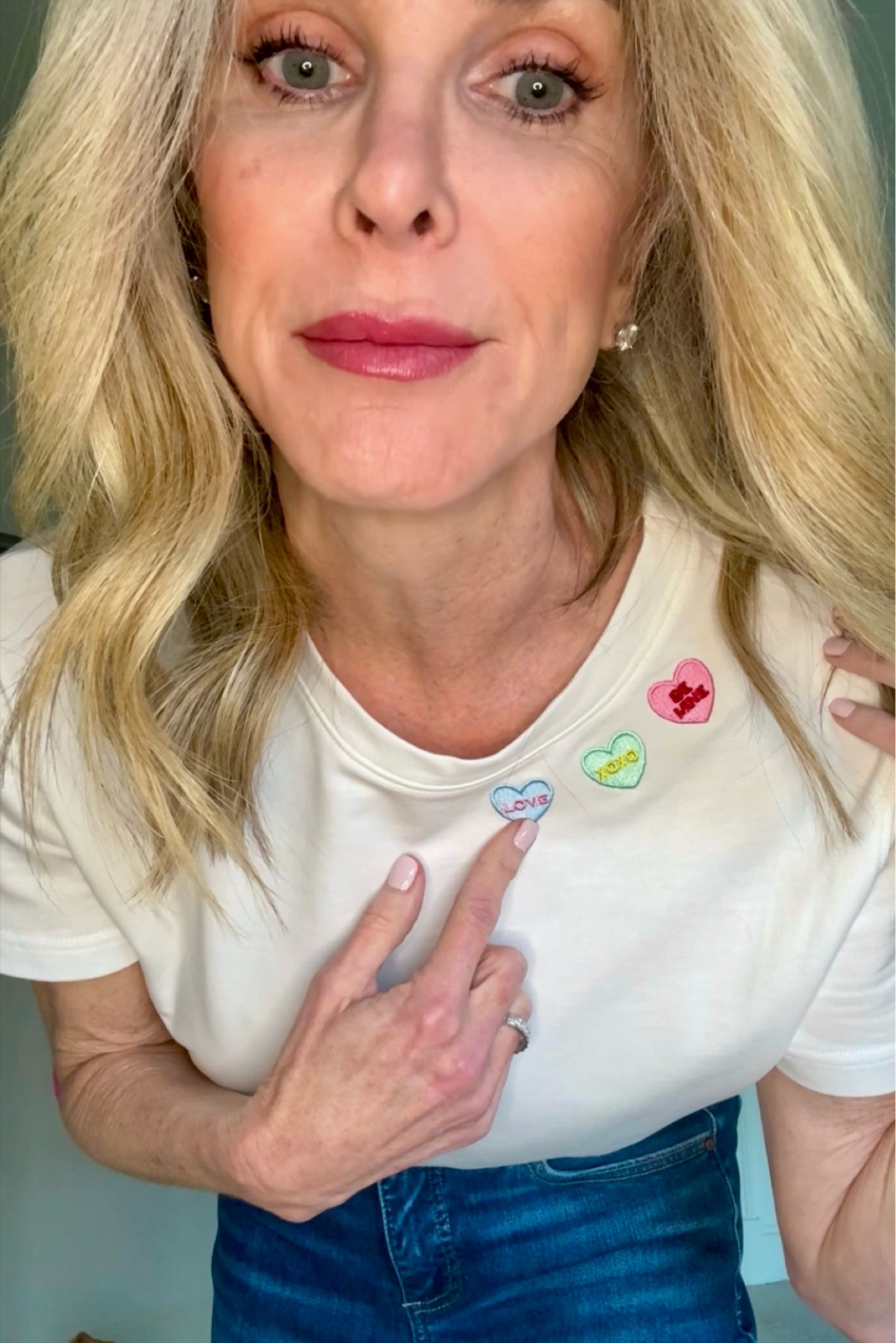 Super cute Valentine’s Day tee now 30% off with code VDAY30

Size S  

#LTKSeasonal #LTKFindsUnder100 #LTKStyleTip