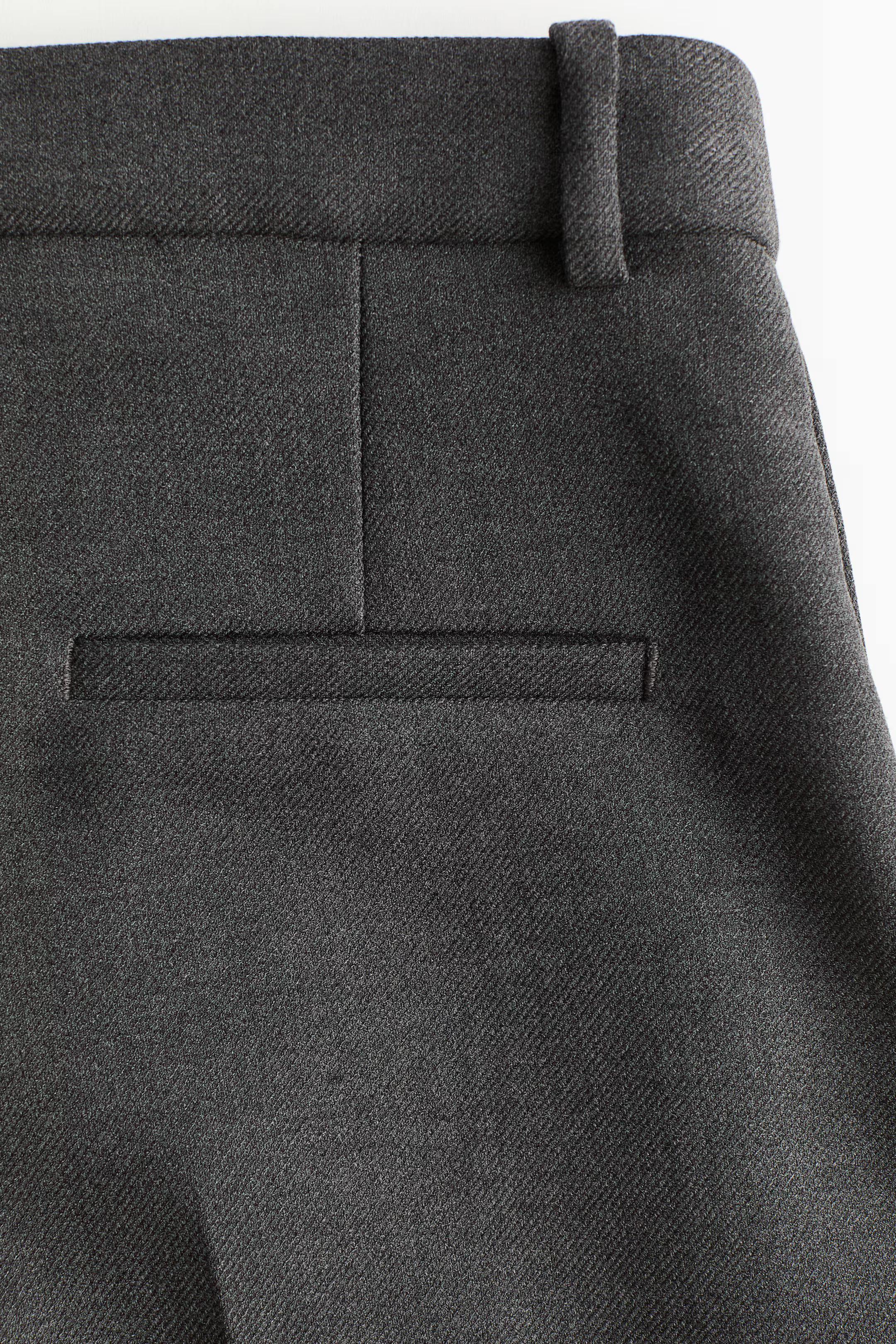 Tailored shorts | H&M (UK, MY, IN, SG, PH, TW, HK)