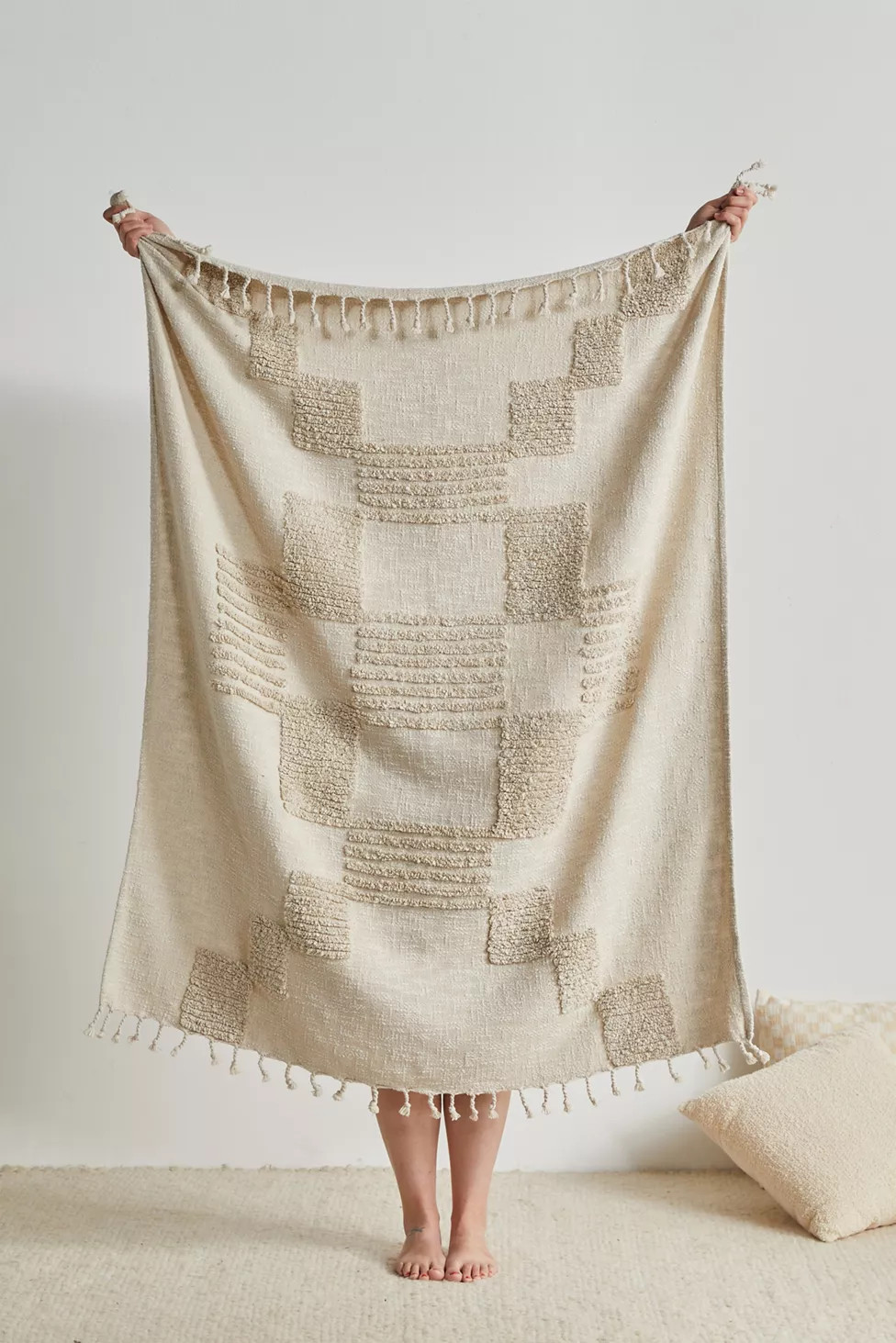 Teign Throw Blanket | Urban Outfitters (US and RoW)