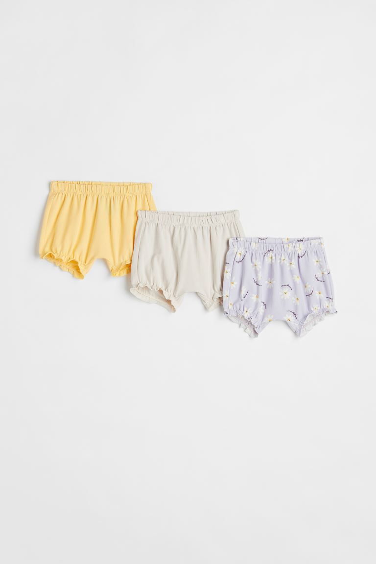Conscious choice  Shorts in soft, organic cotton jersey. Various designs.Pieces/Pairs3Composition... | H&M (US + CA)