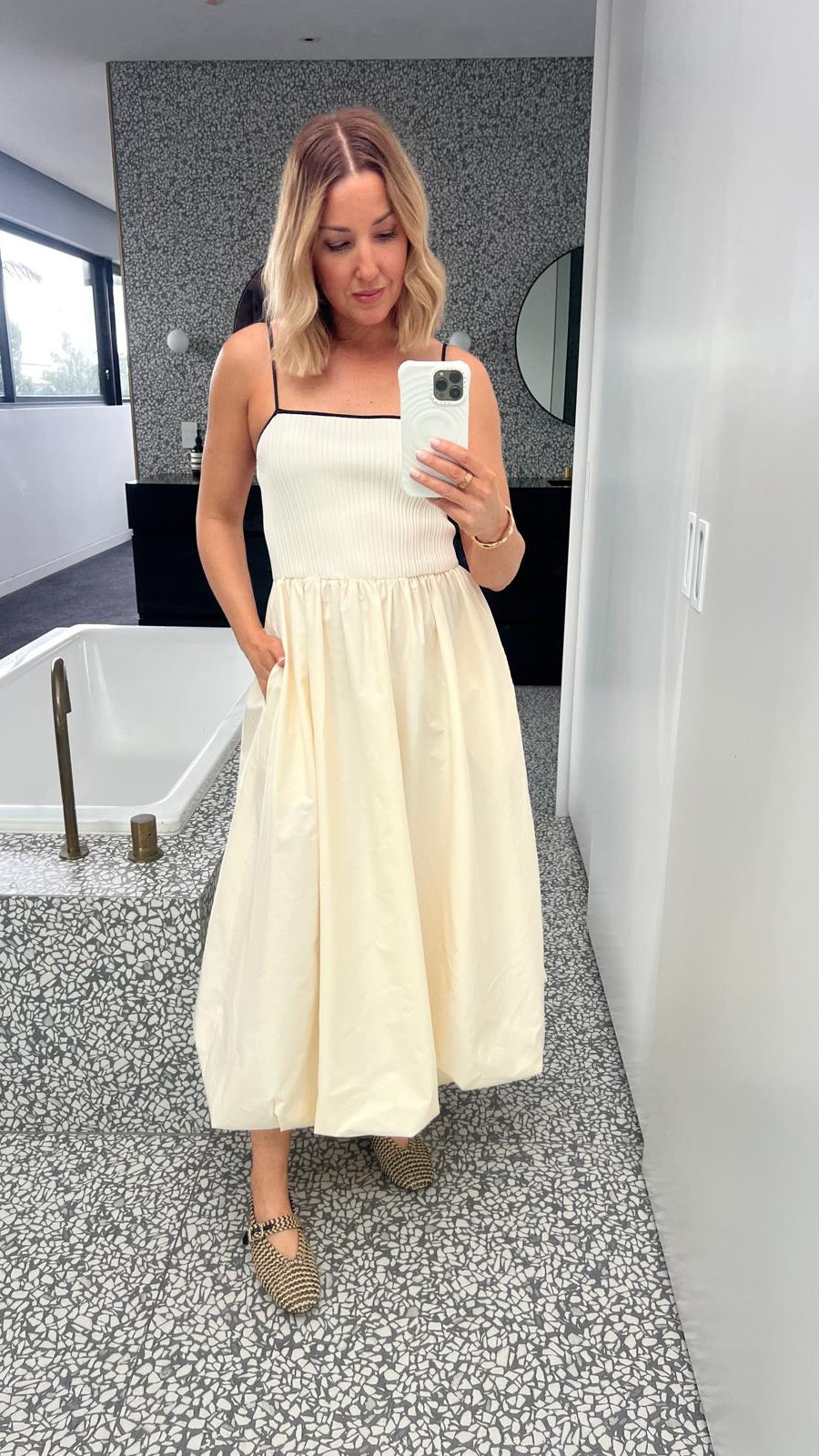 Bubble dress goodness 🤍🤍

#LTKspring #LTKaustralia #LTKstyletip