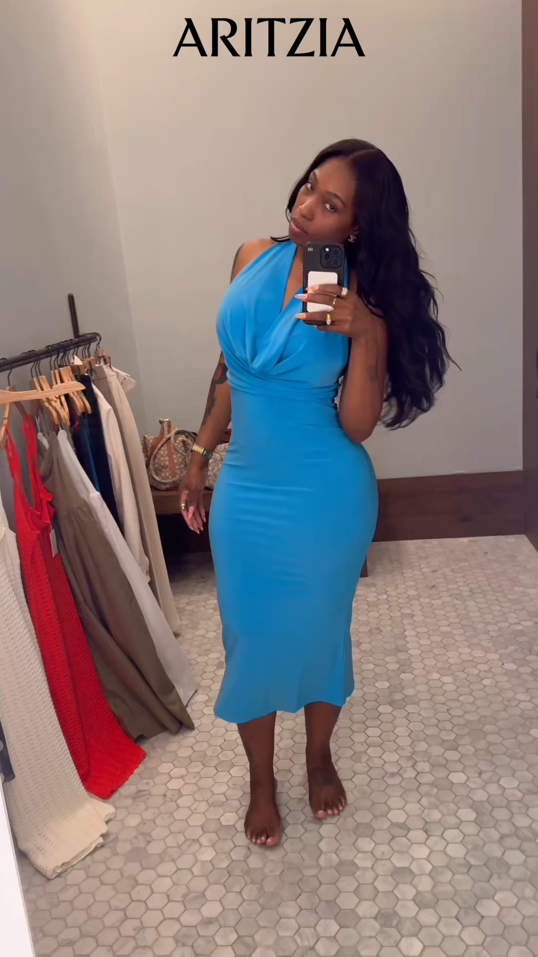 My new favorite spot 😮‍💨

Sizes 👇🏾

•INCENSE POPPY RED medium

•EFFORTLESS LO-RISE - Regular size 10

•EFFORTLESS LO-RISE - Regular 
NOMAD TAUPE TAUPE NOMADE size 8

•LITTLE CROPPED LIGHT BIRCH
BOULEAU PÂLE 19800 size 4

•LIMITLESS - BLACK NOIR size 8

•SOPRANO POPPY REDROUGE COQUELICOT small

•FLUID BRIGHT WHITE BLANC VIF SMALL

•FLUID SUNDRIED OLIVE SÉCHÉ SMALL

