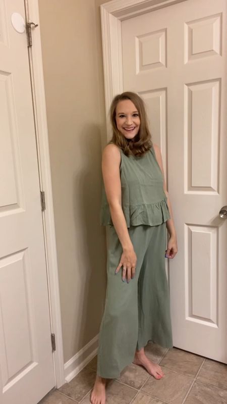 Love love love this two piece linen ruffle set from Amazon!! My outfit came in the mail this week and I am obsessed!! It is so cute and comfy!! Two piece set on Amazon! Linen pants! Ruffle top!! 