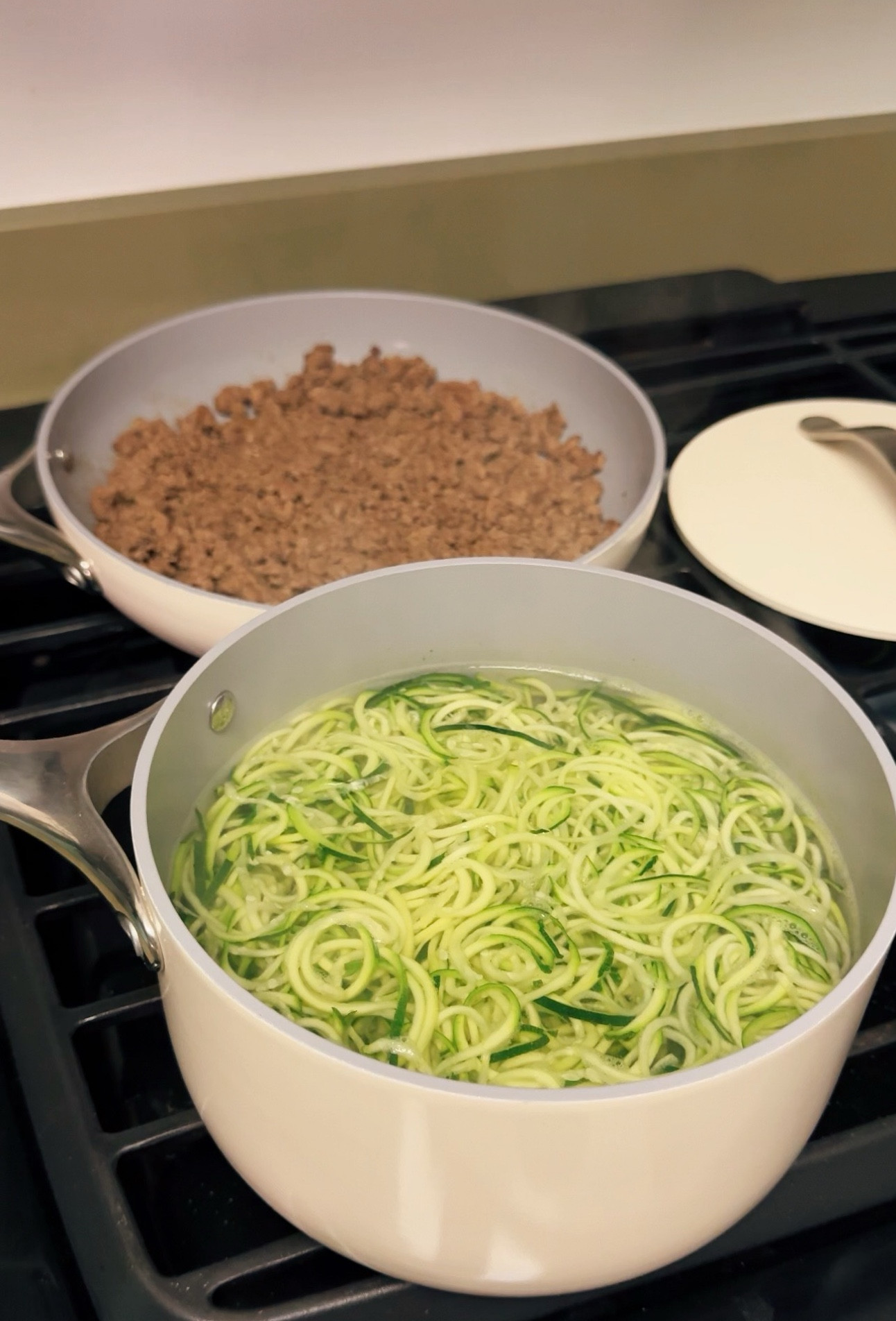 Ceramic cookware to make my zoodles bolognese !

#LTKHome