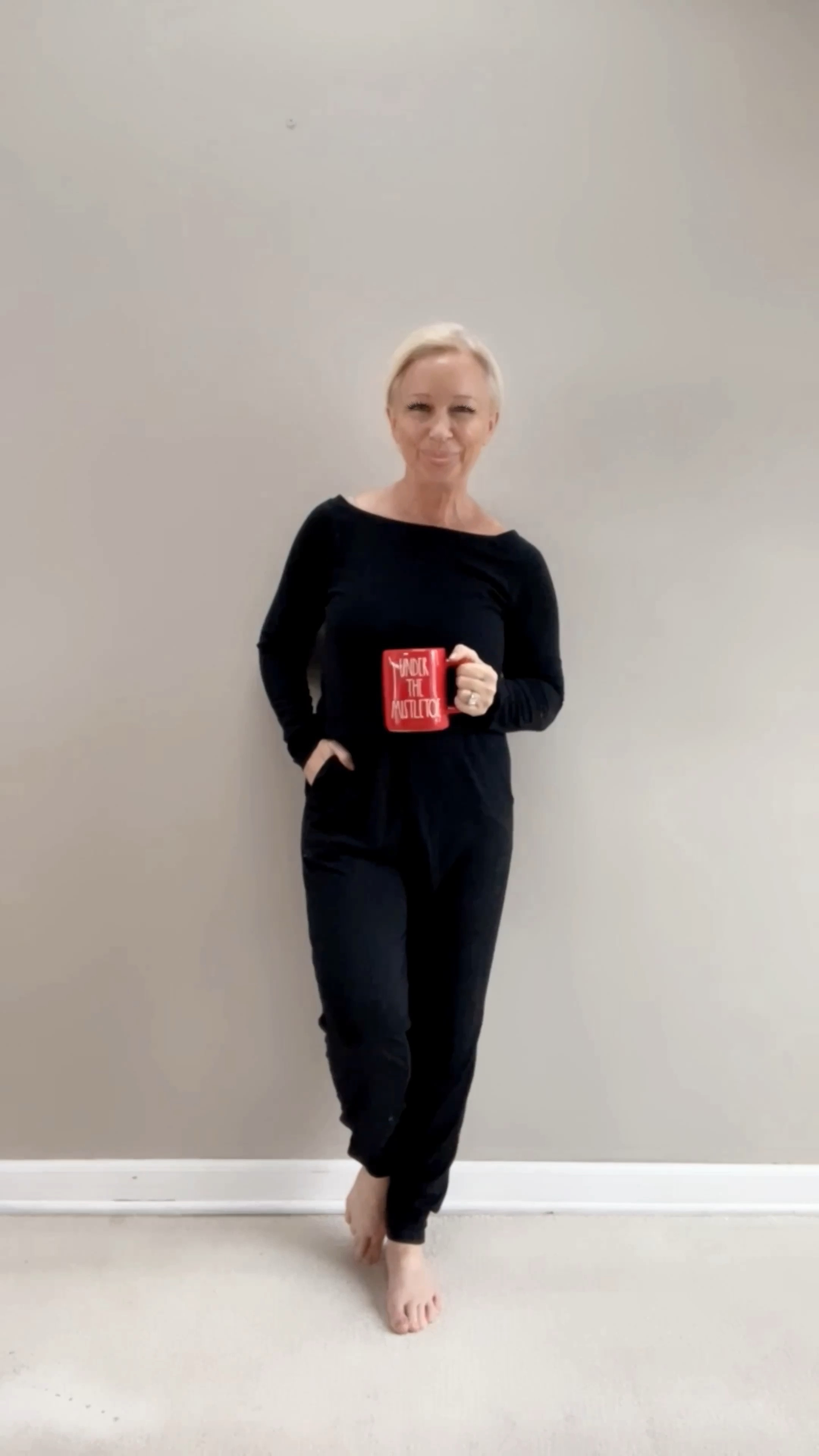 🎄❤️☕️ Christmas Morning Outfits - Amazon Loungewear - Amazon Lounge Wear - Amazon Lounge Sets

#LTKHoliday #LTKfindsunder50 #LTKover40