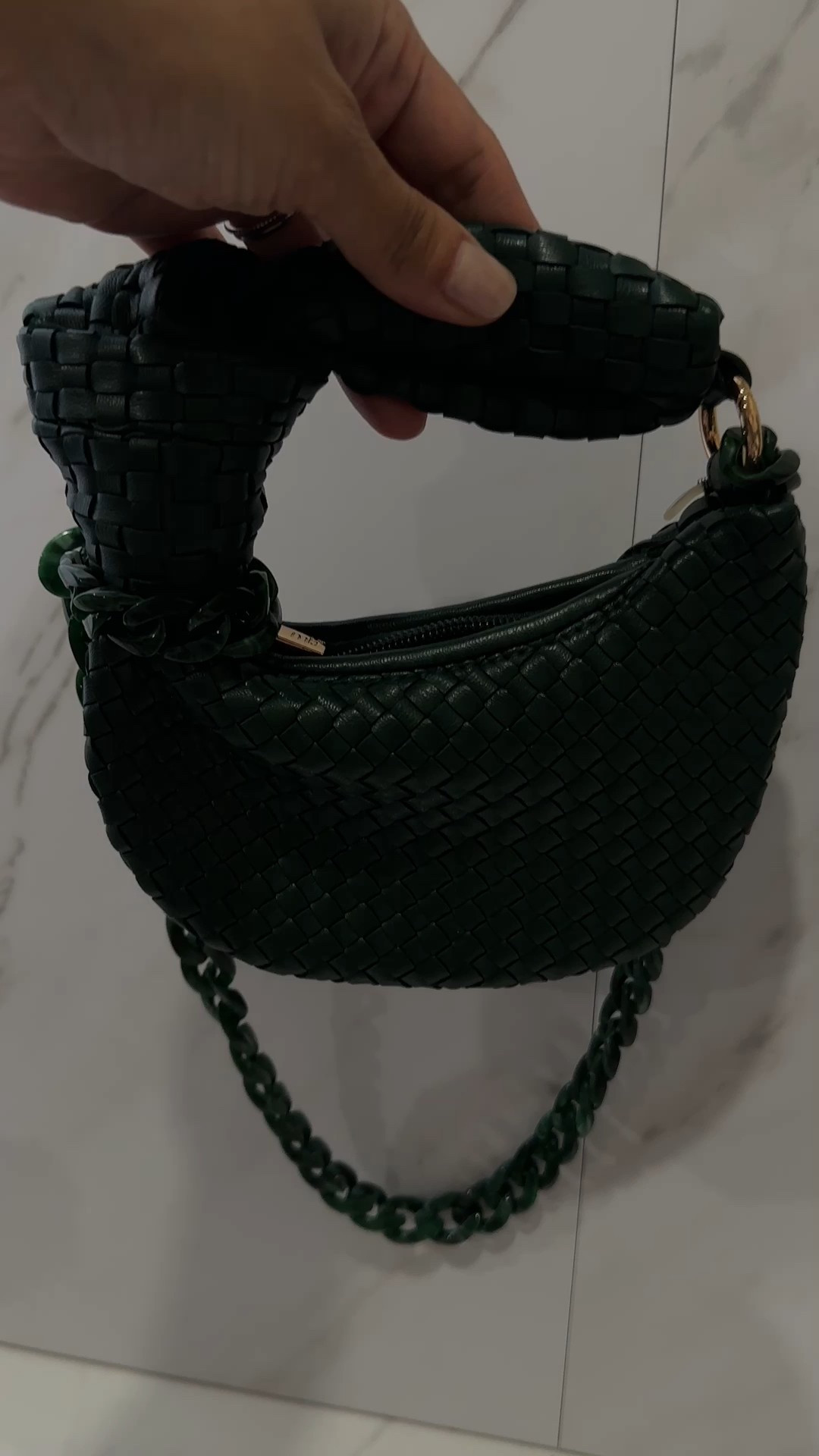 My new favorite mini which I will be wearing this spring/summerr

#LTKStyleTip #LTKFindsUnder50 #LTKWatchNow