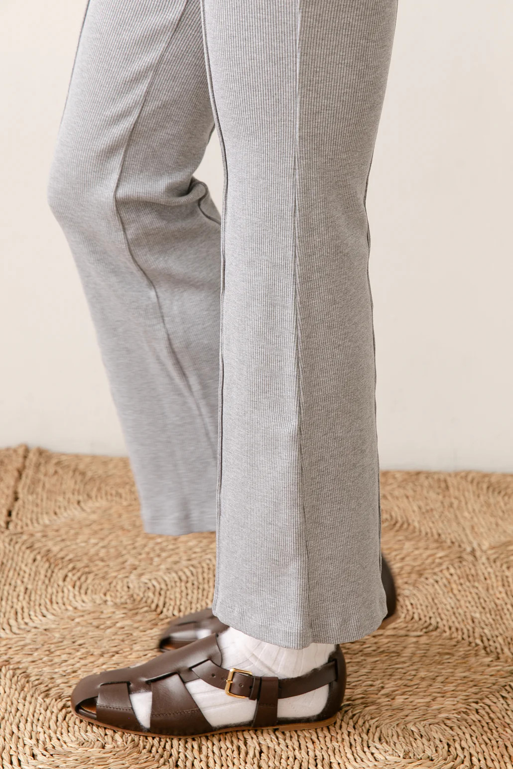 The Rib Kick Flare | DONNI.