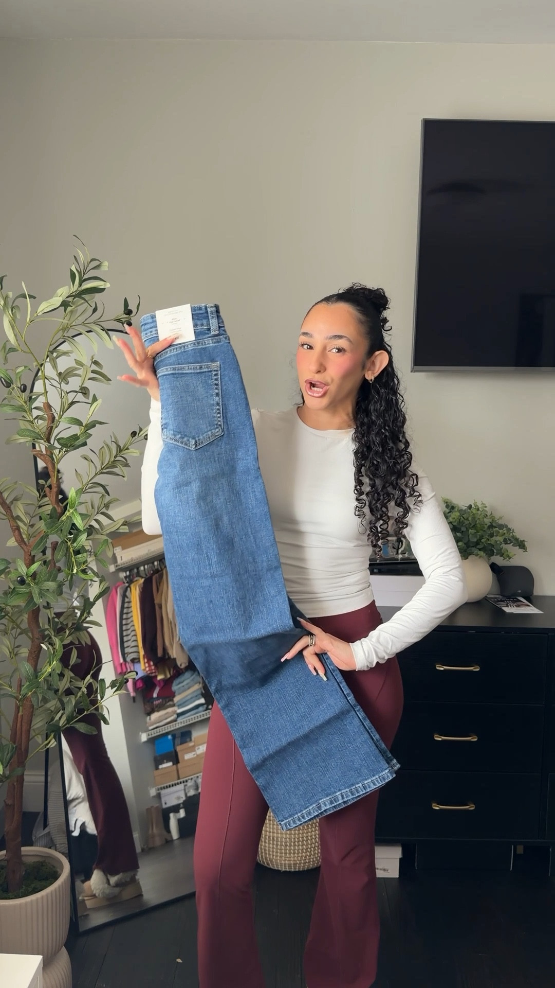 Not spending $90+ on a pair of denim is the real flex 

#LTKootd #LTKSeasonal #LTKPetite