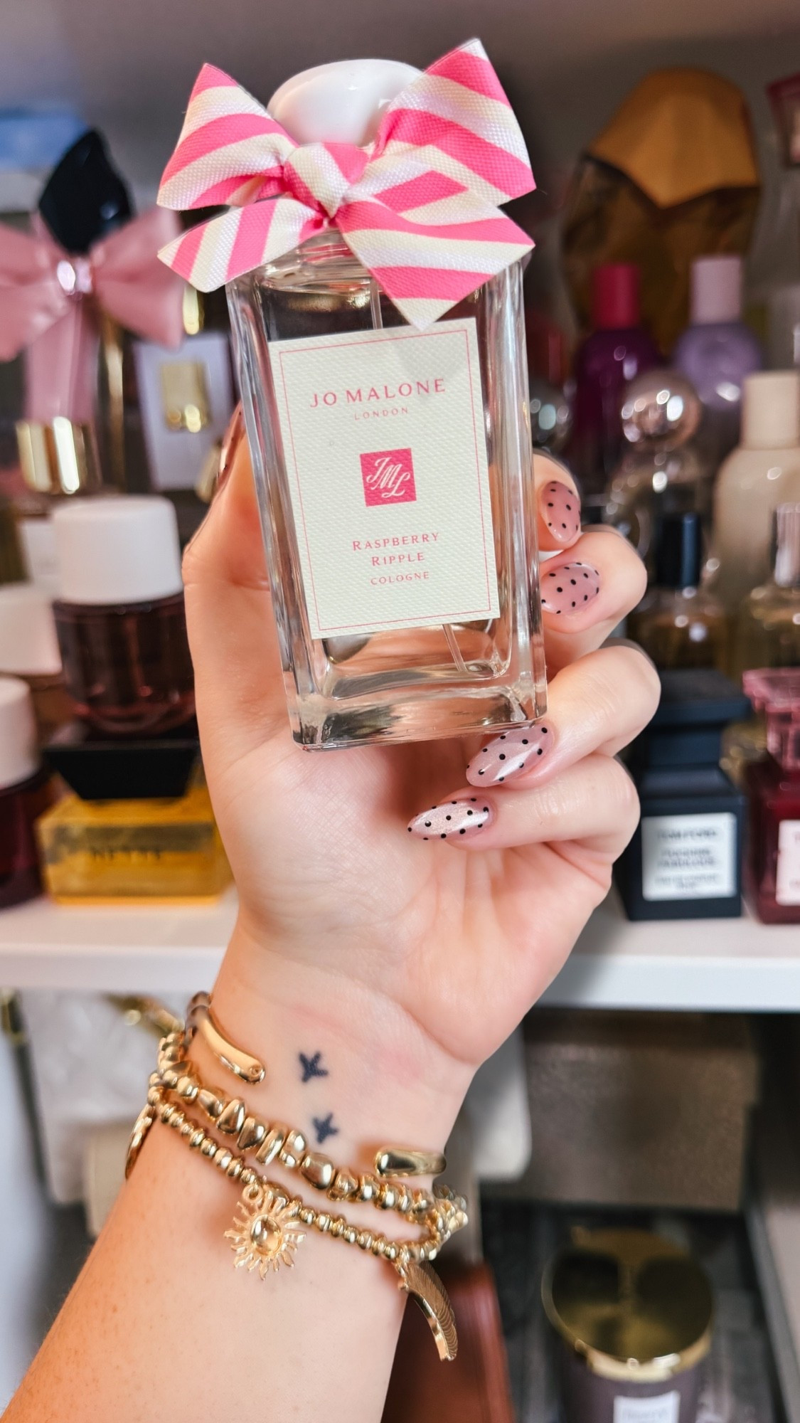 If you’re looking for a summer perfume that smells fresh, fruity, and a little nostalgic, Jo Malone Raspberry Ripple is such a good one. It has sweet raspberry notes mixed with soft white musk and a creamy undertone that reminds me of a fruity milkshake with whipped cream 🍓It’s light enough for everyday wear but still leaves the prettiest scent behind

#LTKBeauty #LTKSeasonal #LTKmomlife