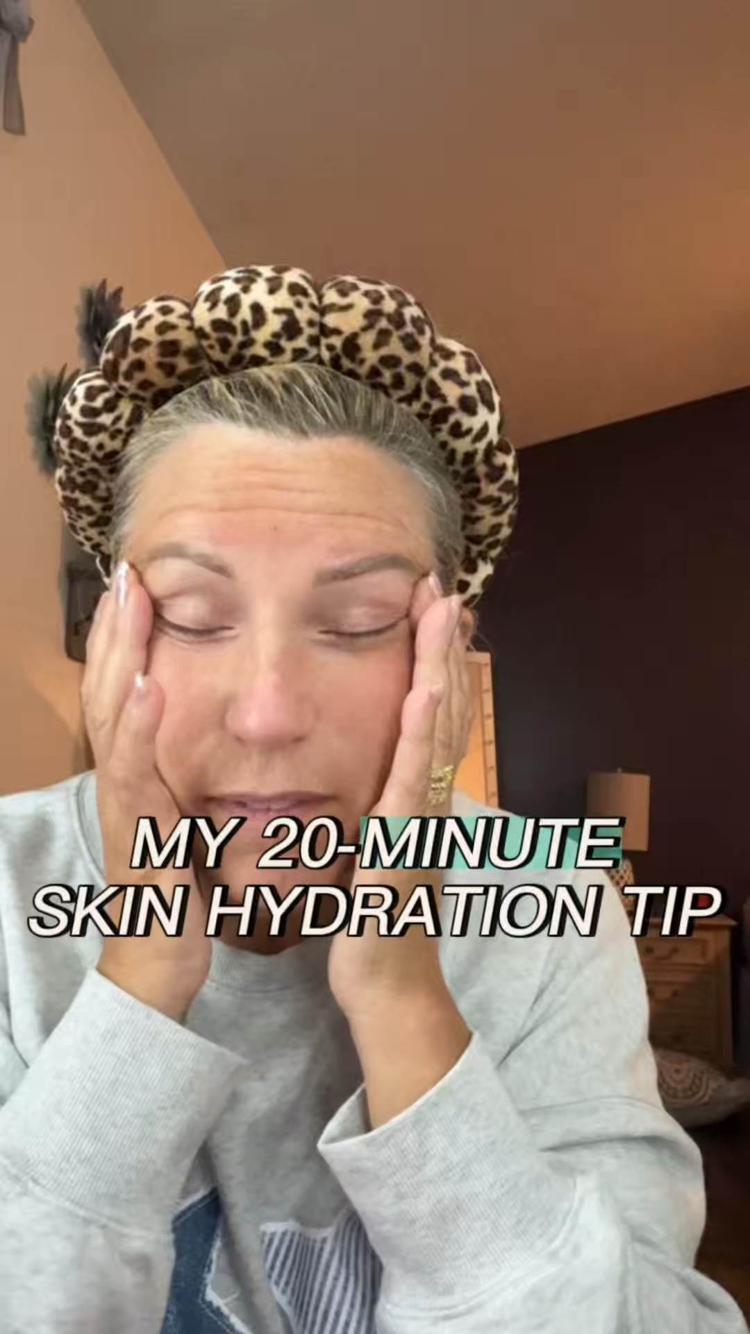 One little thing I’ve added to my weekly routine: 20 minutes of extra hydration for my skin.