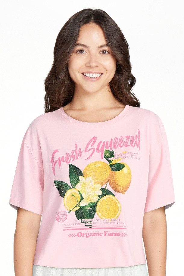 No Boundaries Boxy Cropped Graphic Tee, Women's XXS-XXL | Walmart (US)