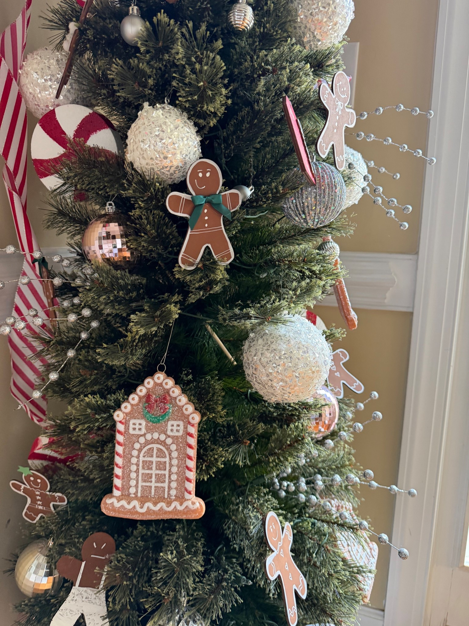 Gingerbread Theme Decor 🤍🤩🤎

#LTKHoliday #LTKdayinmylife #LTKHome