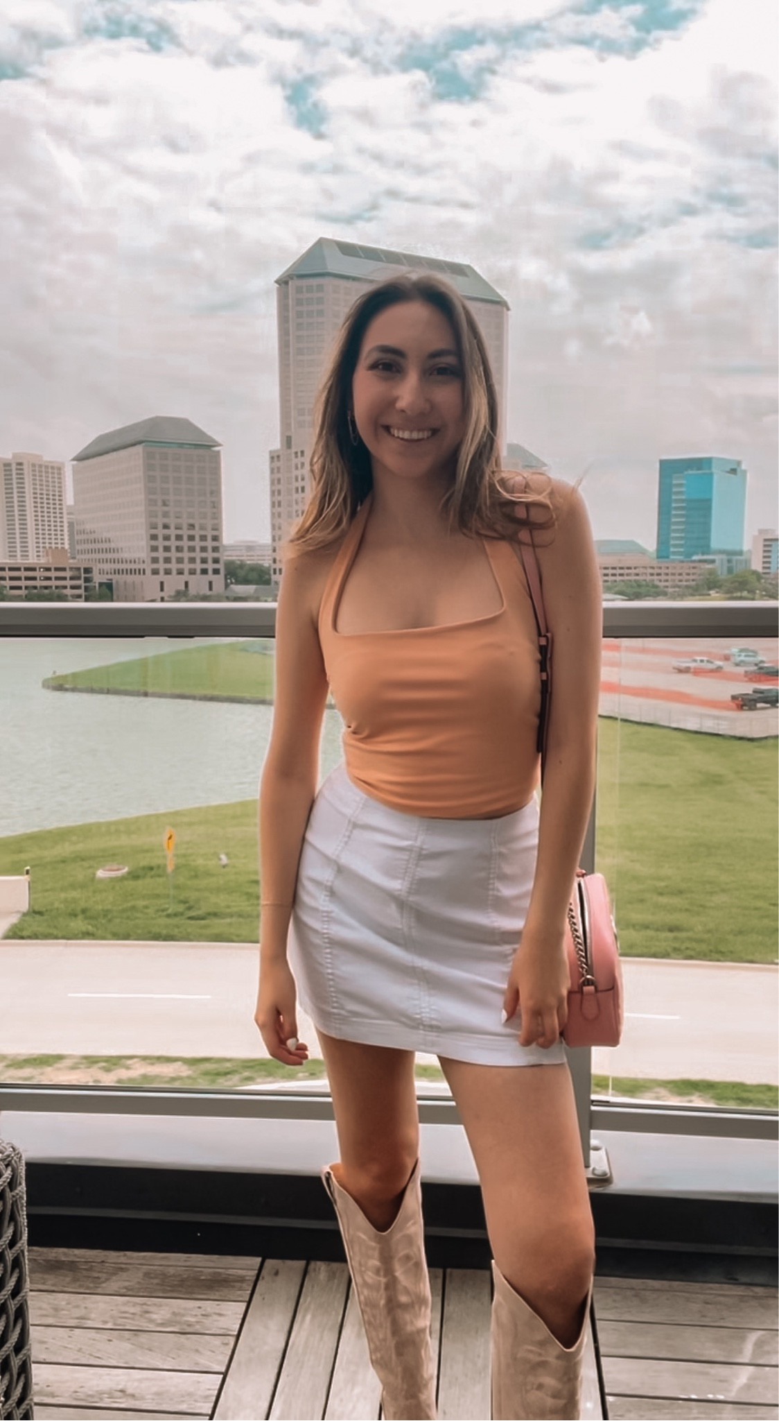 orange halter top looks 🍊🤍
similar products linked! 