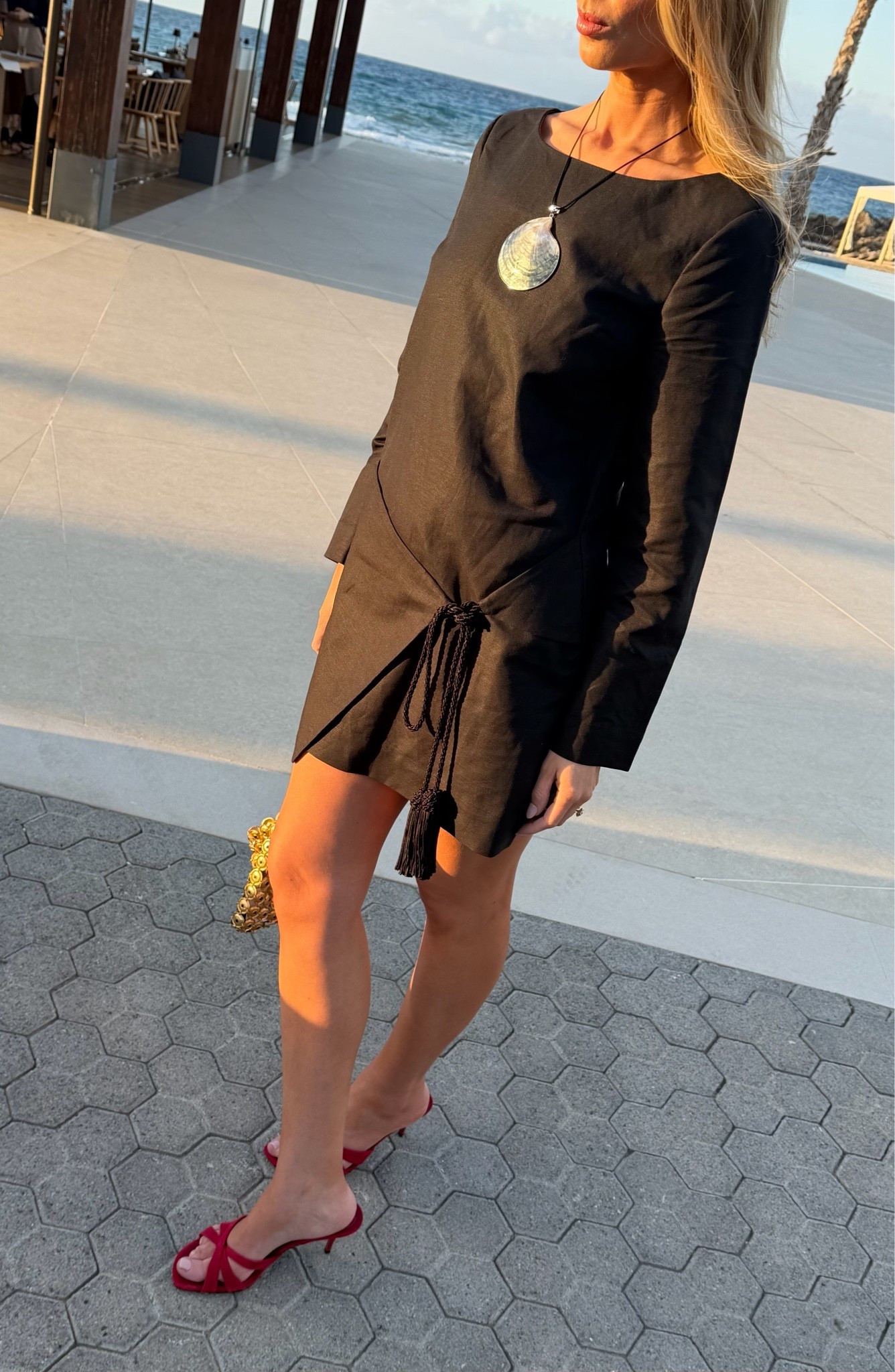 Summer holiday looks in a little black dress

#LTKsummer