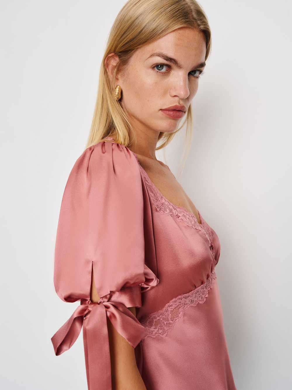 Dolly Silk Top | Reformation (Global)