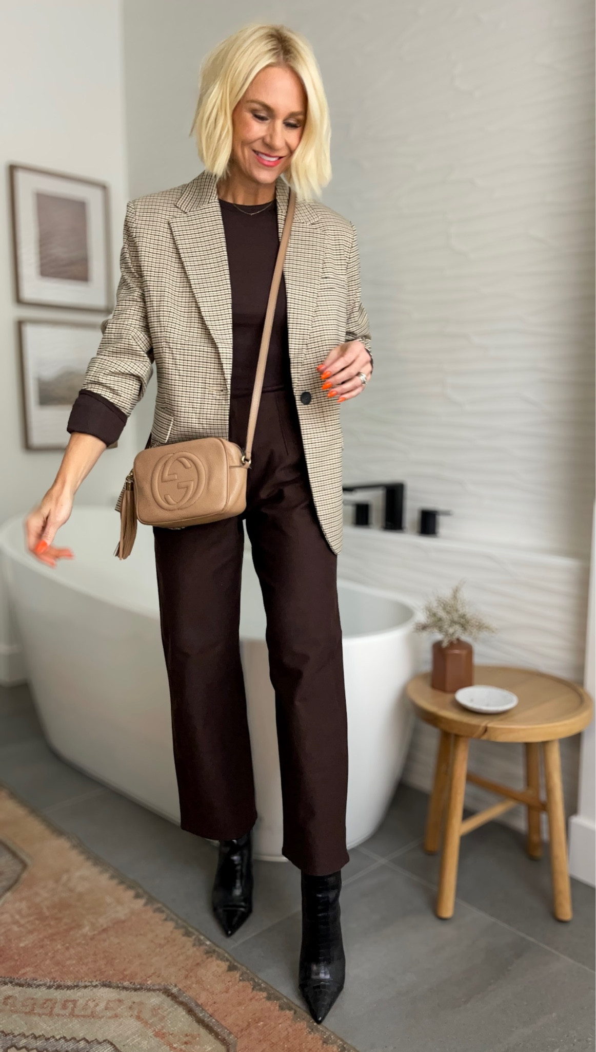 Big versatile clothing fan! These brown pants and long sleeve top can be worn and styled countless ways. More casual or dress them up! Been wearing this blazer for a couple years. A great budget piece!
Sizing:
Pants: I think they might stretch out a bit. Wearing a 4
Top: runs tts, wearing a 6
Blazer: runs big, wearing a small 