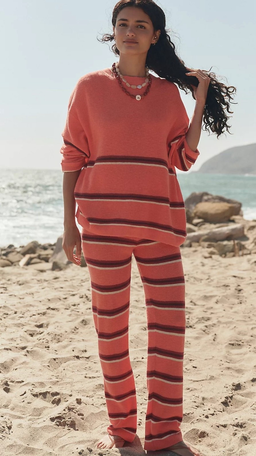 This set looks so comfy! 

#LTKSeasonal #LTKStyleTip #LTKTravel